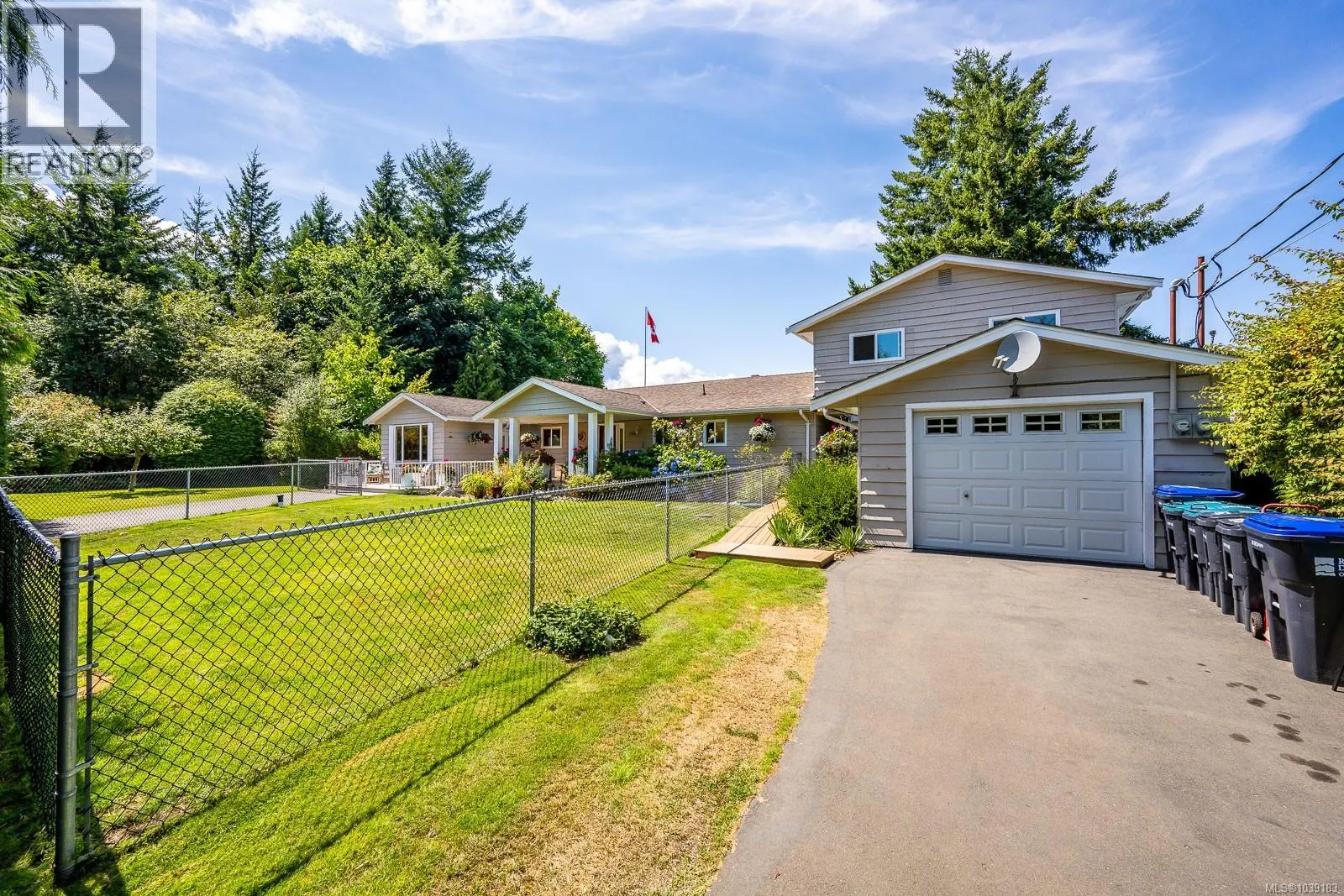 200 Crome Point Rd