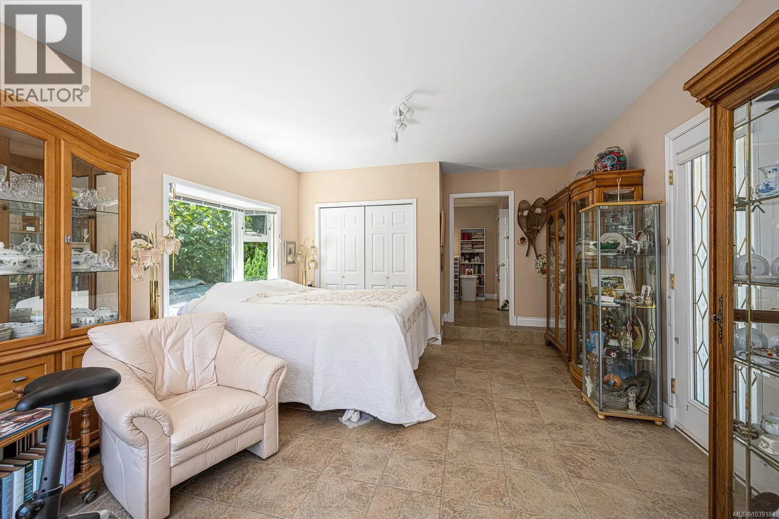 200 Crome Point Rd