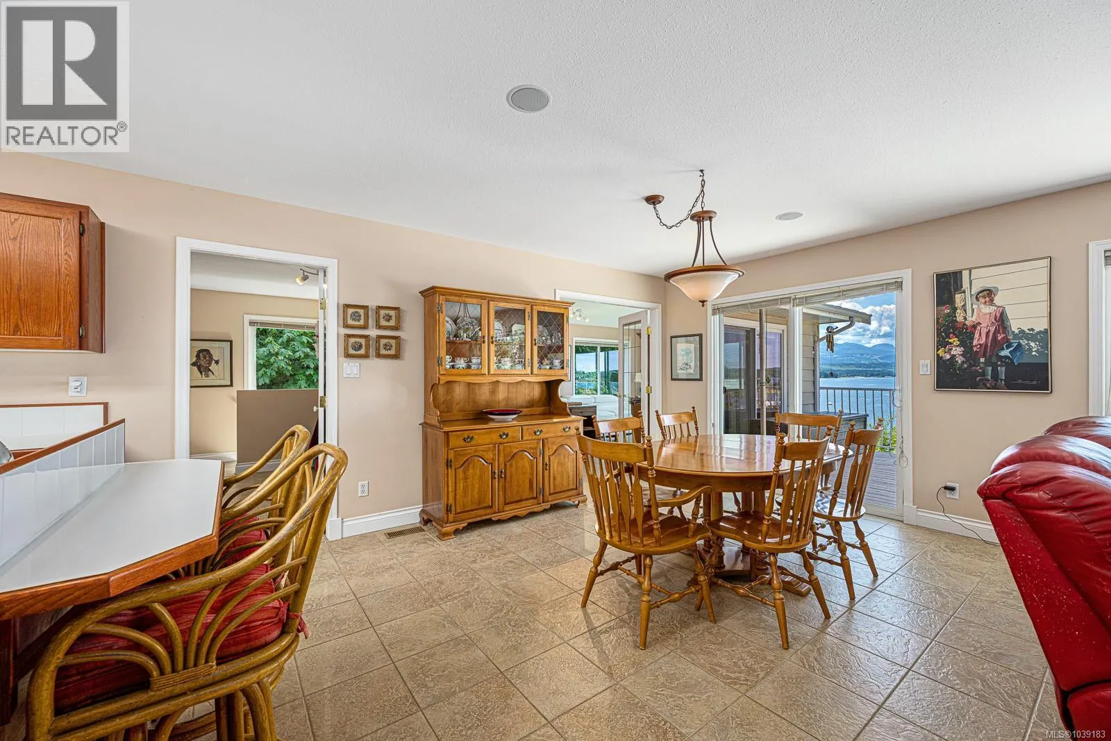 200 Crome Point Rd