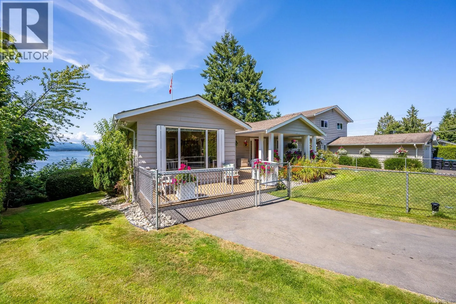 200 Crome Point Rd