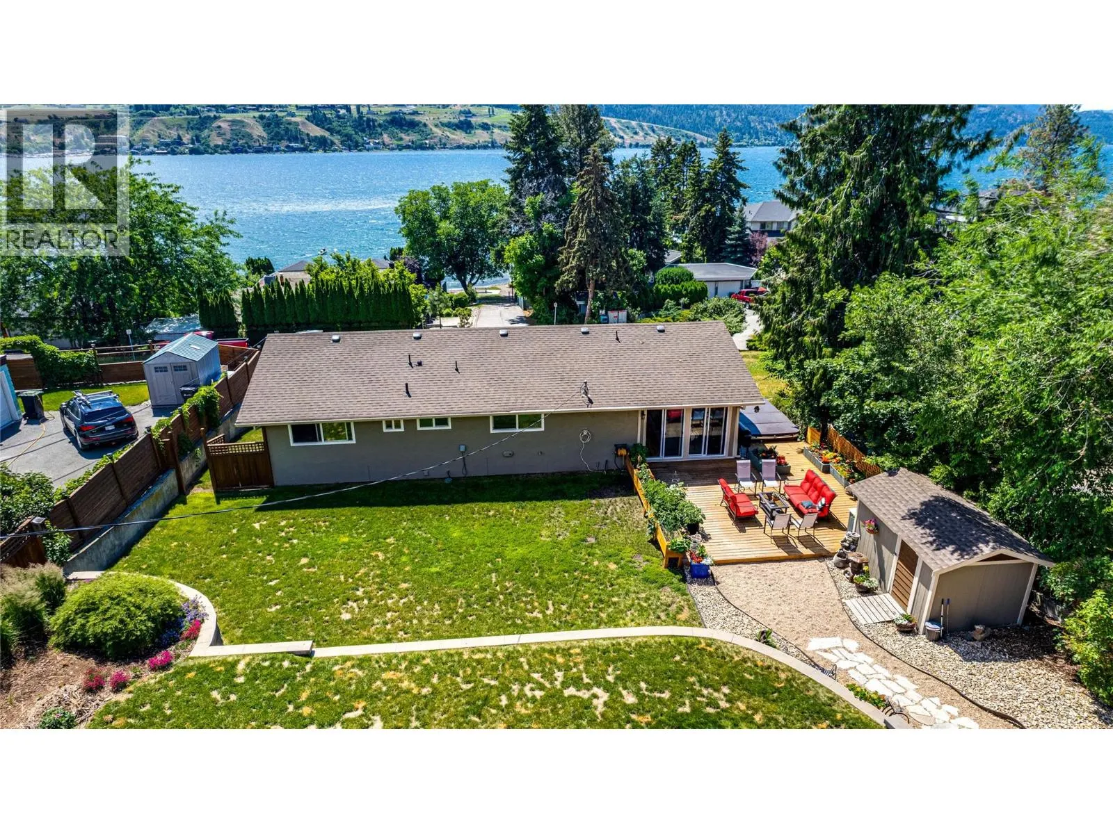 8067 Beachcomber Bay Road