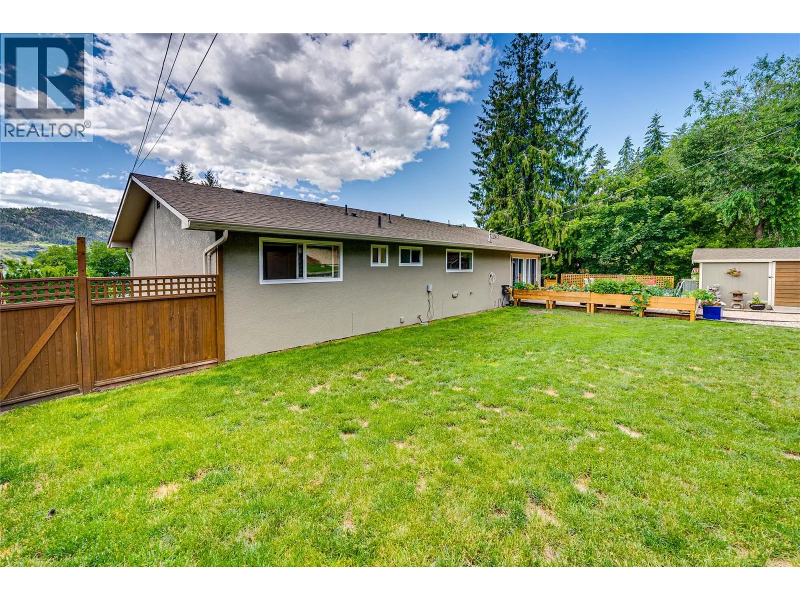 8067 Beachcomber Bay Road