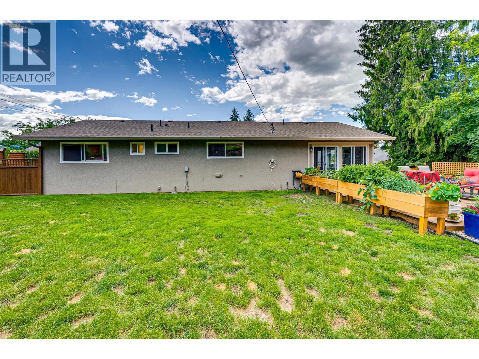 8067 Beachcomber Bay Road