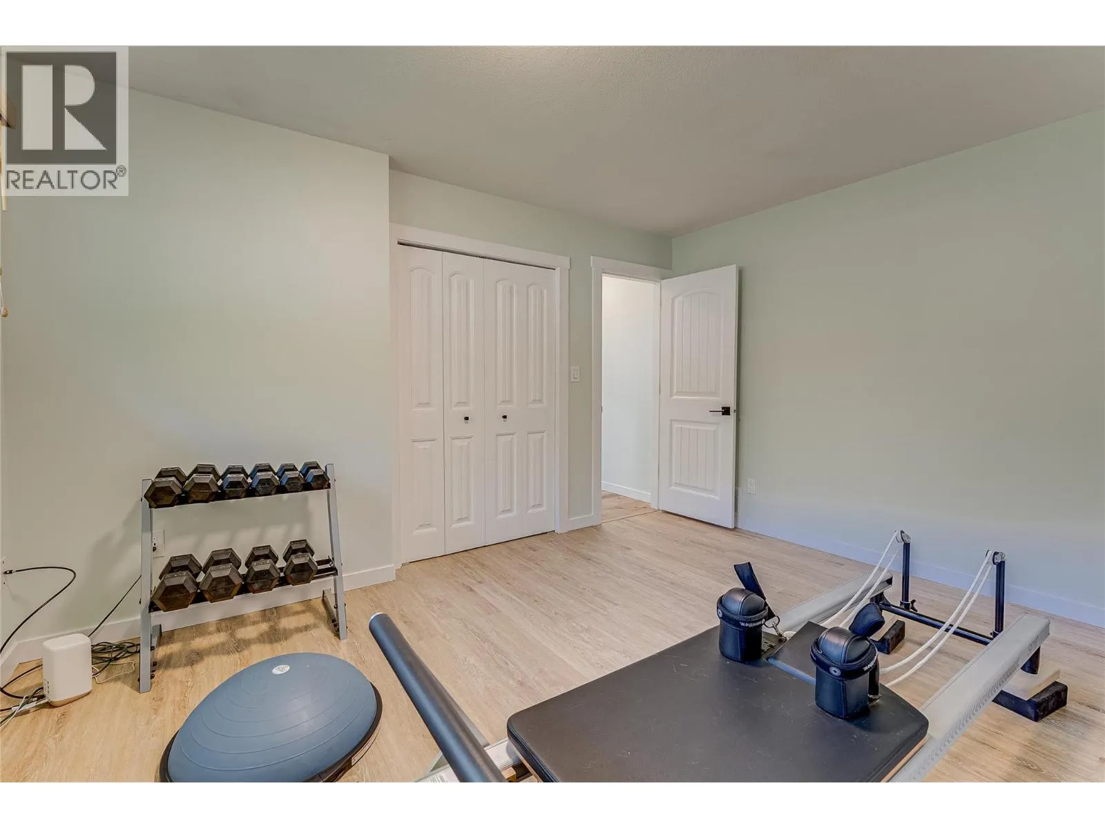 8067 Beachcomber Bay Road