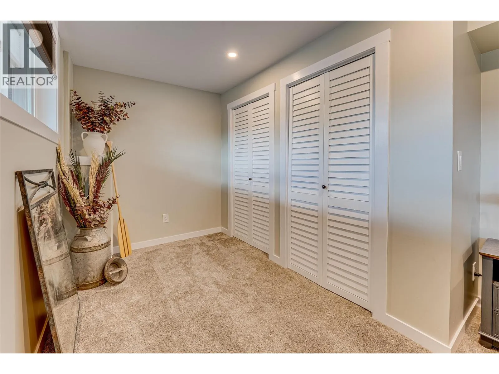 8067 Beachcomber Bay Road