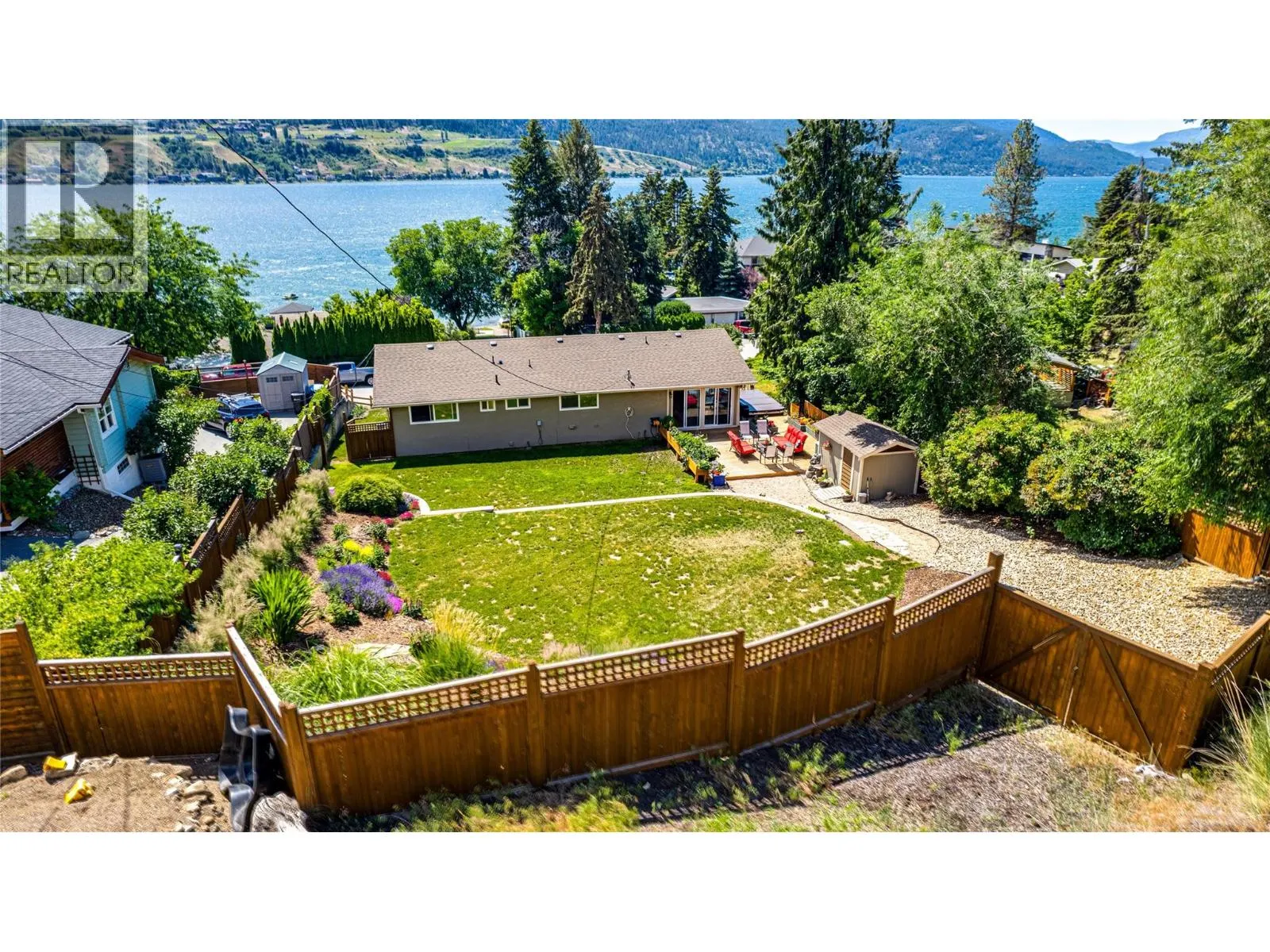 8067 Beachcomber Bay Road