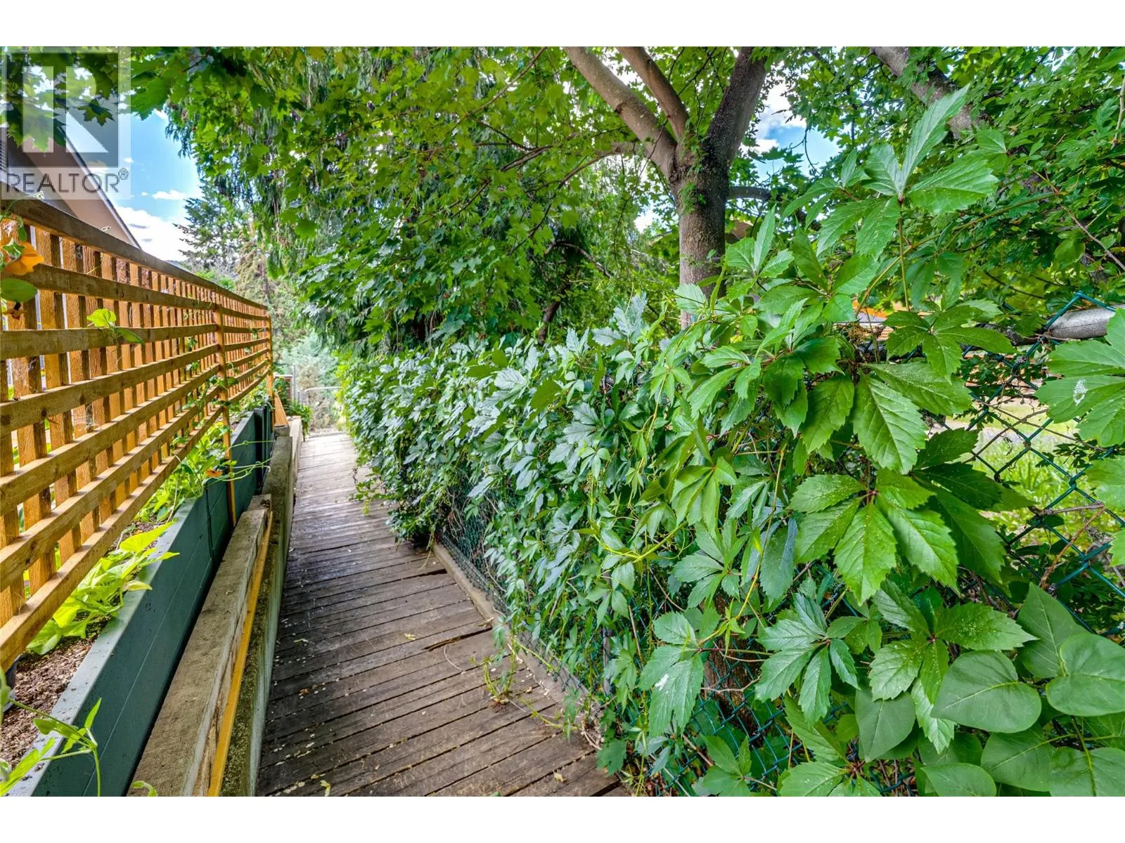8067 Beachcomber Bay Road