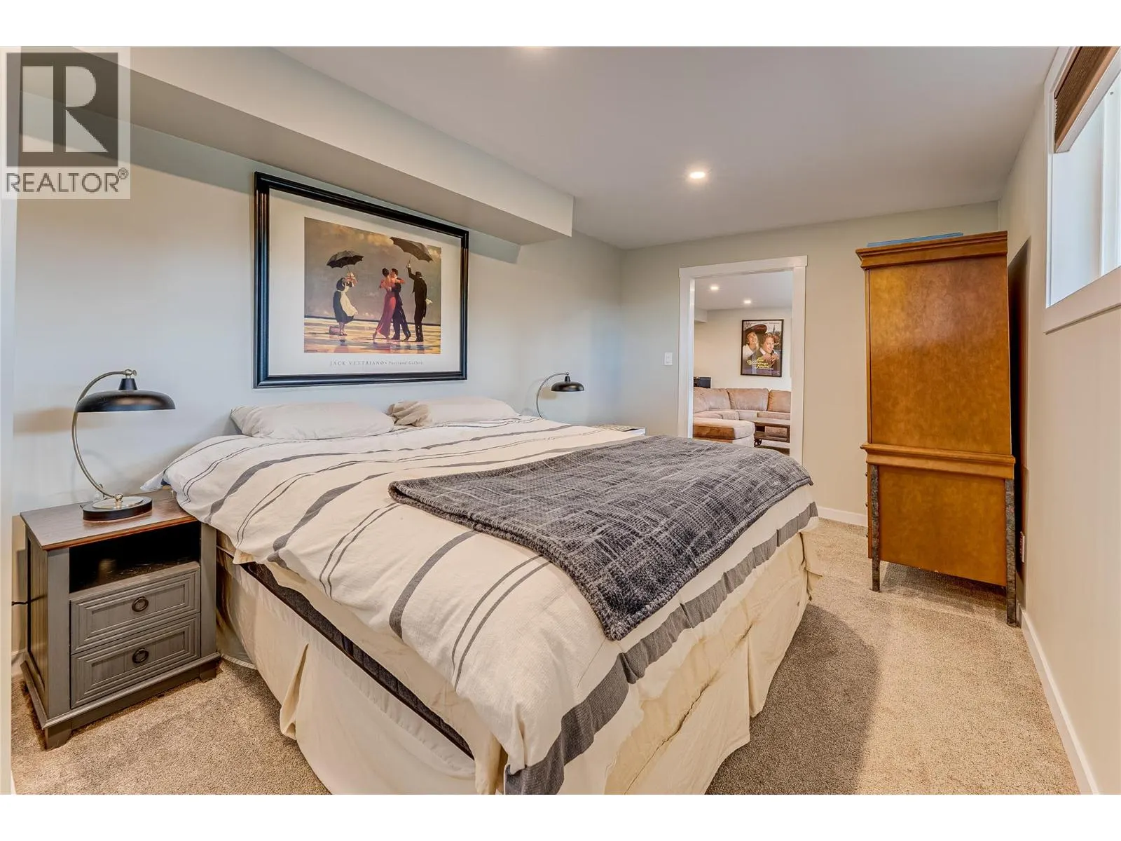 8067 Beachcomber Bay Road