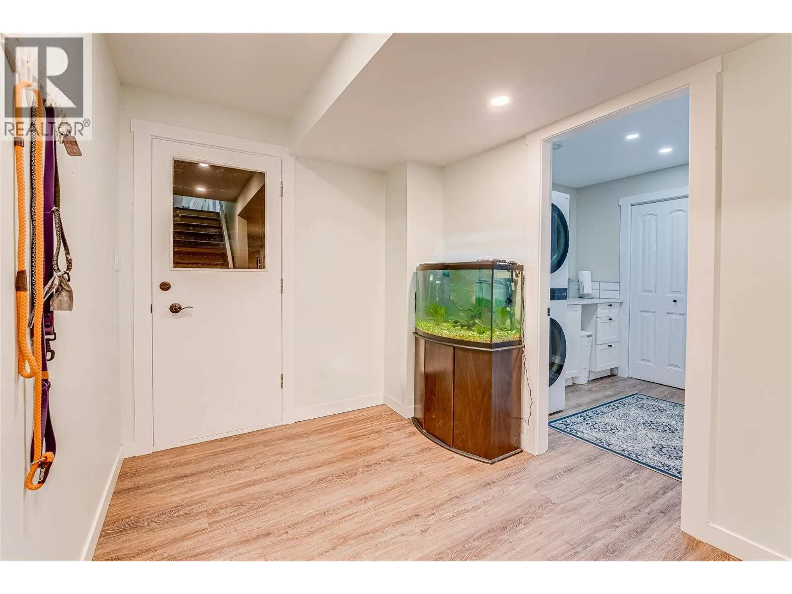 8067 Beachcomber Bay Road
