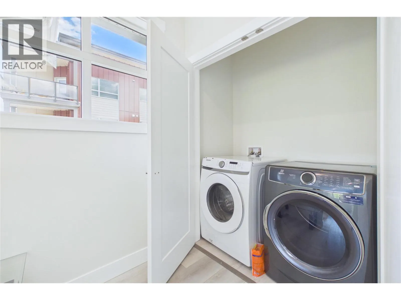115 Wyndham Crescent Unit# 7