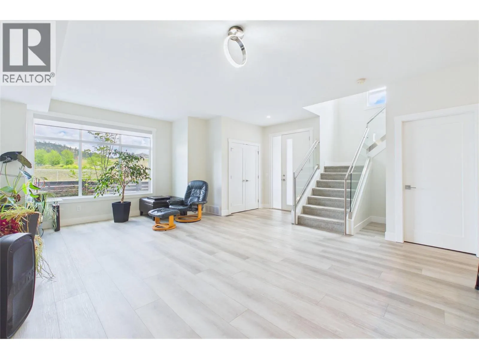 115 Wyndham Crescent Unit# 7