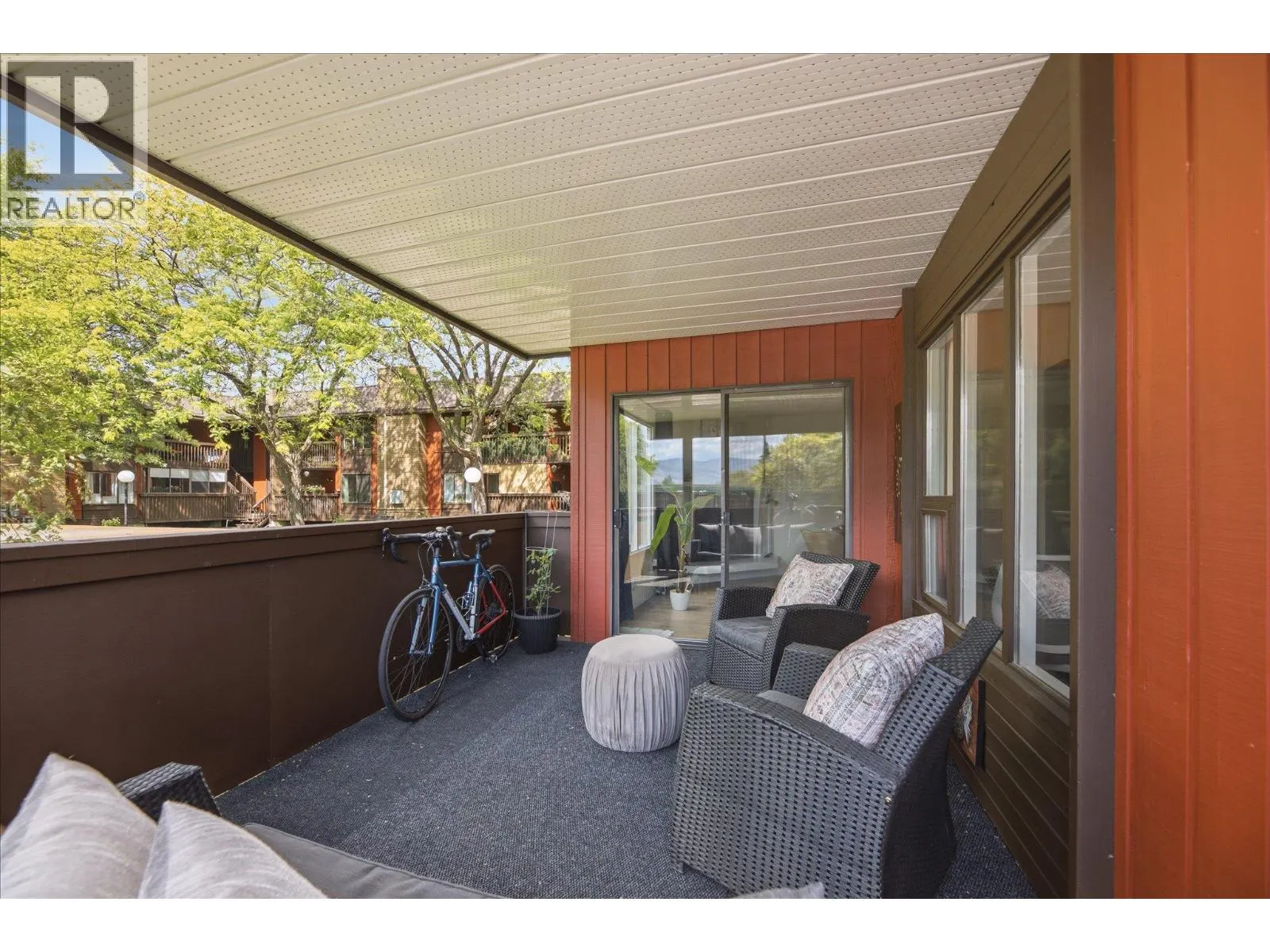 1870 Parkinson Way Unit# 101