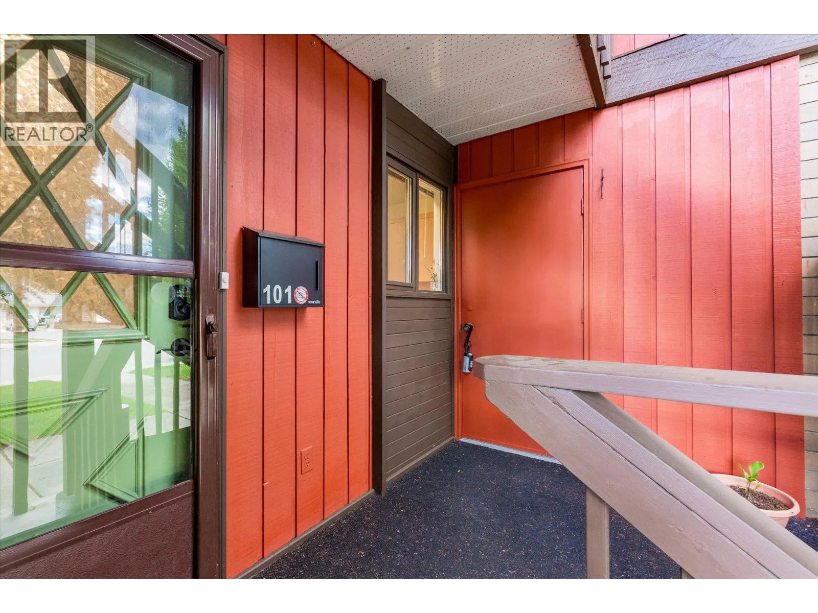 1870 Parkinson Way Unit# 101