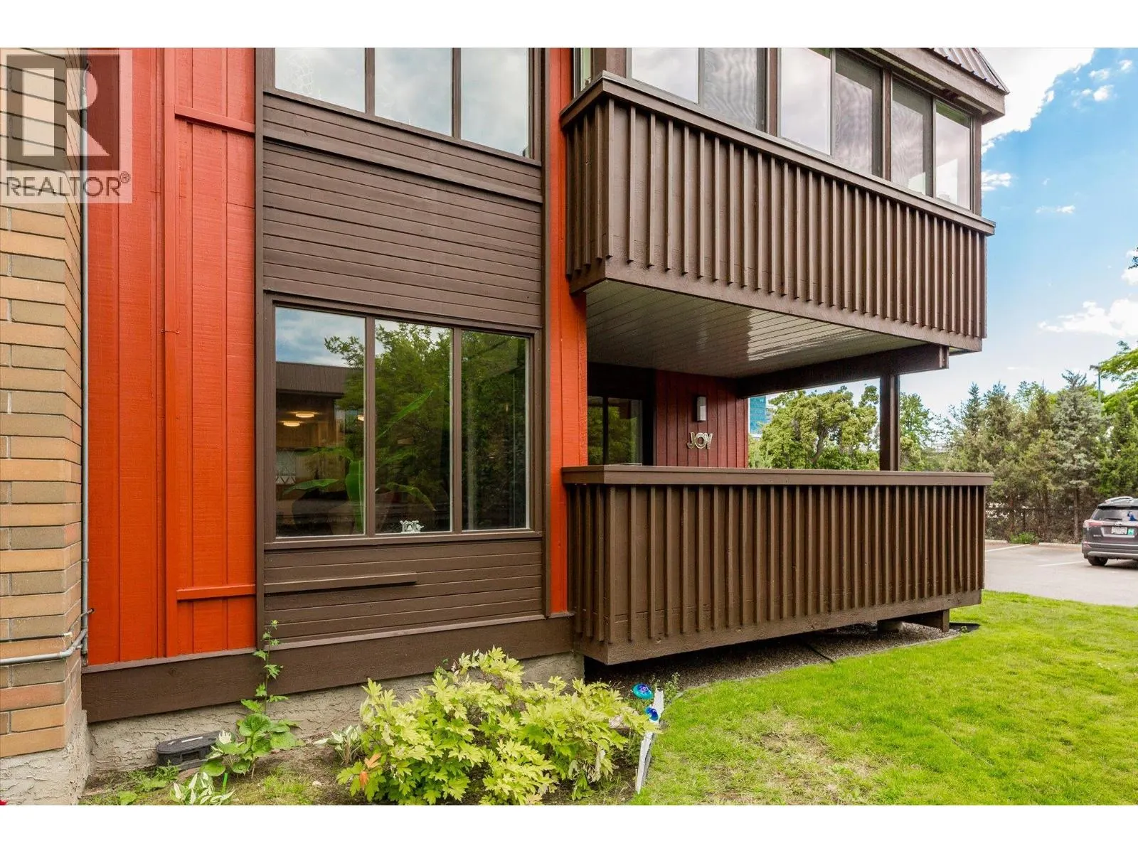1870 Parkinson Way Unit# 101