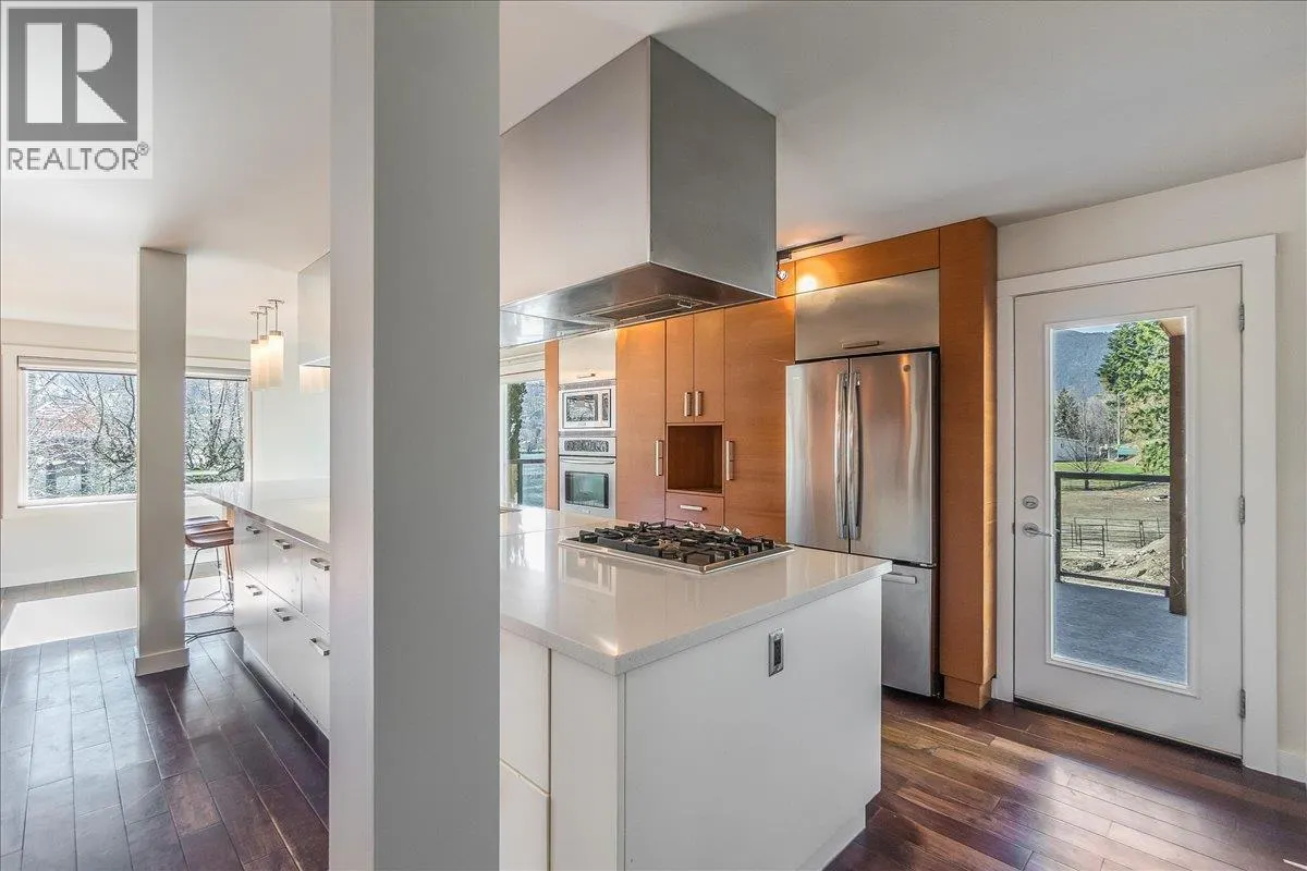 633 Jorgensen Road