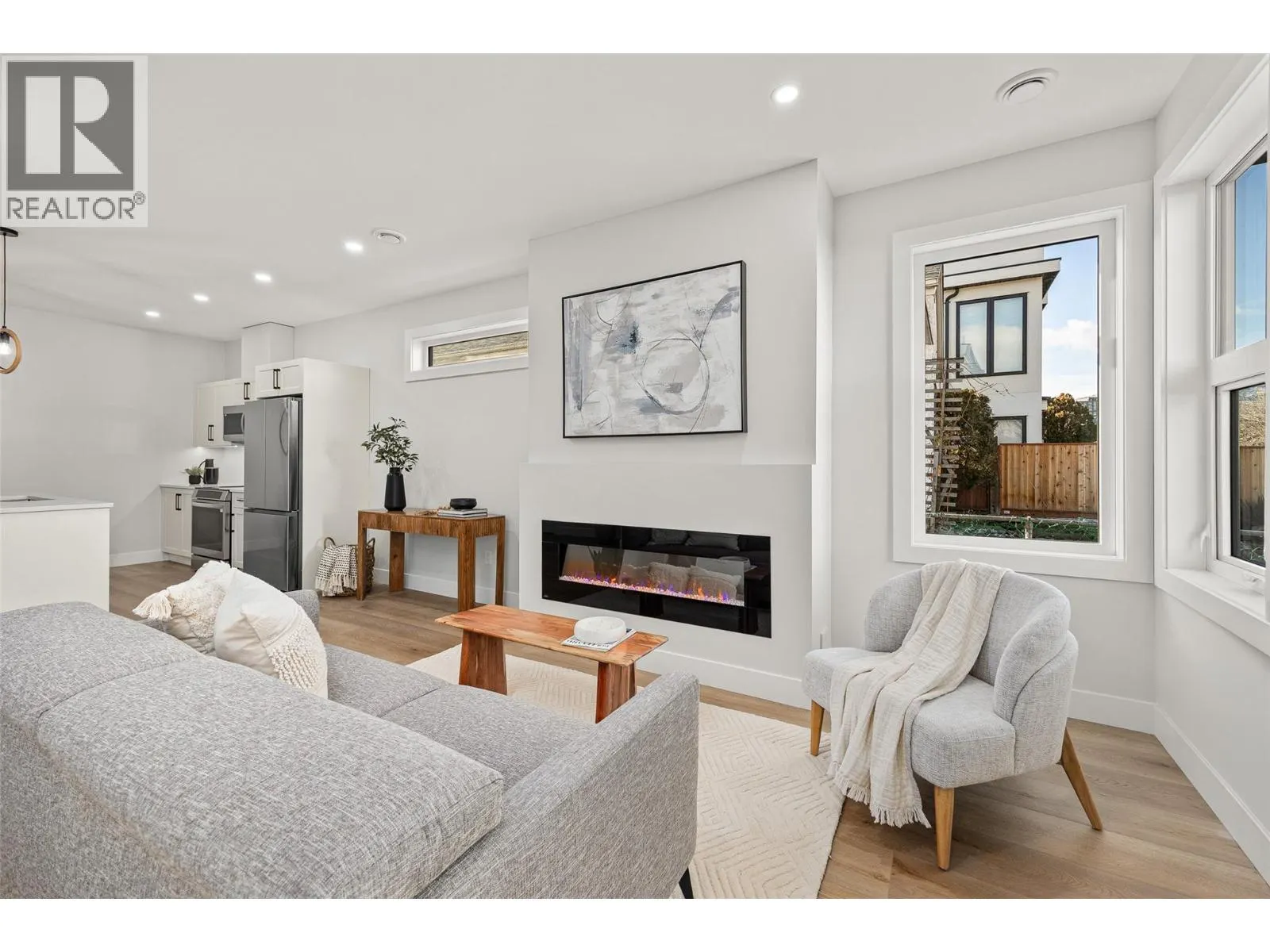 943 Fuller Avenue Unit# 4