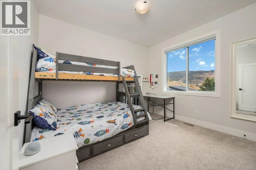 631 Mt Ida Crescent