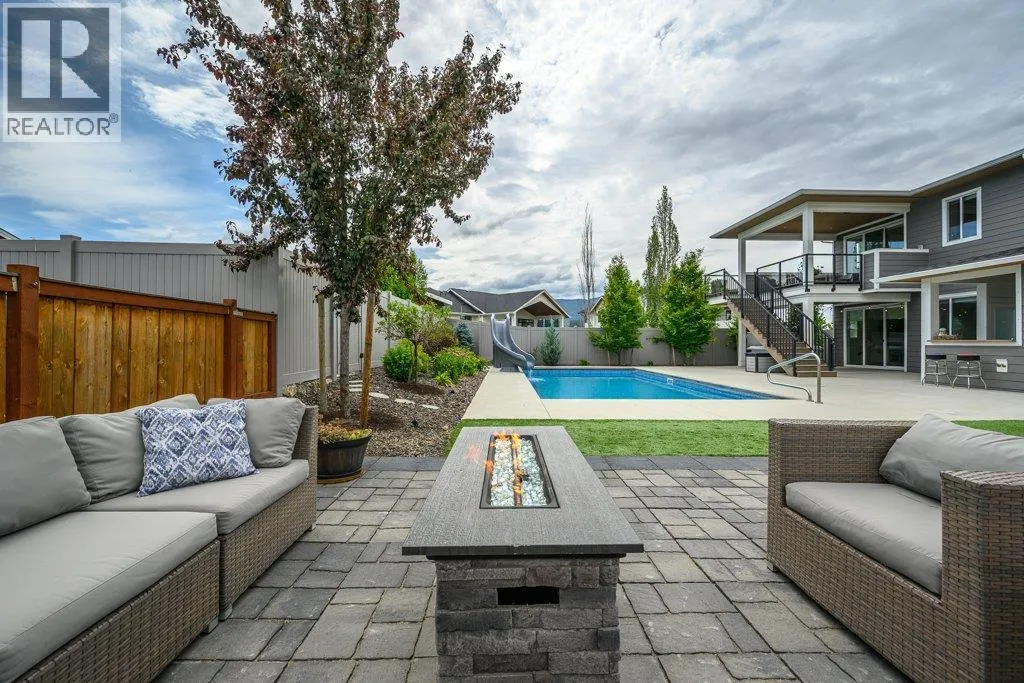 631 Mt Ida Crescent