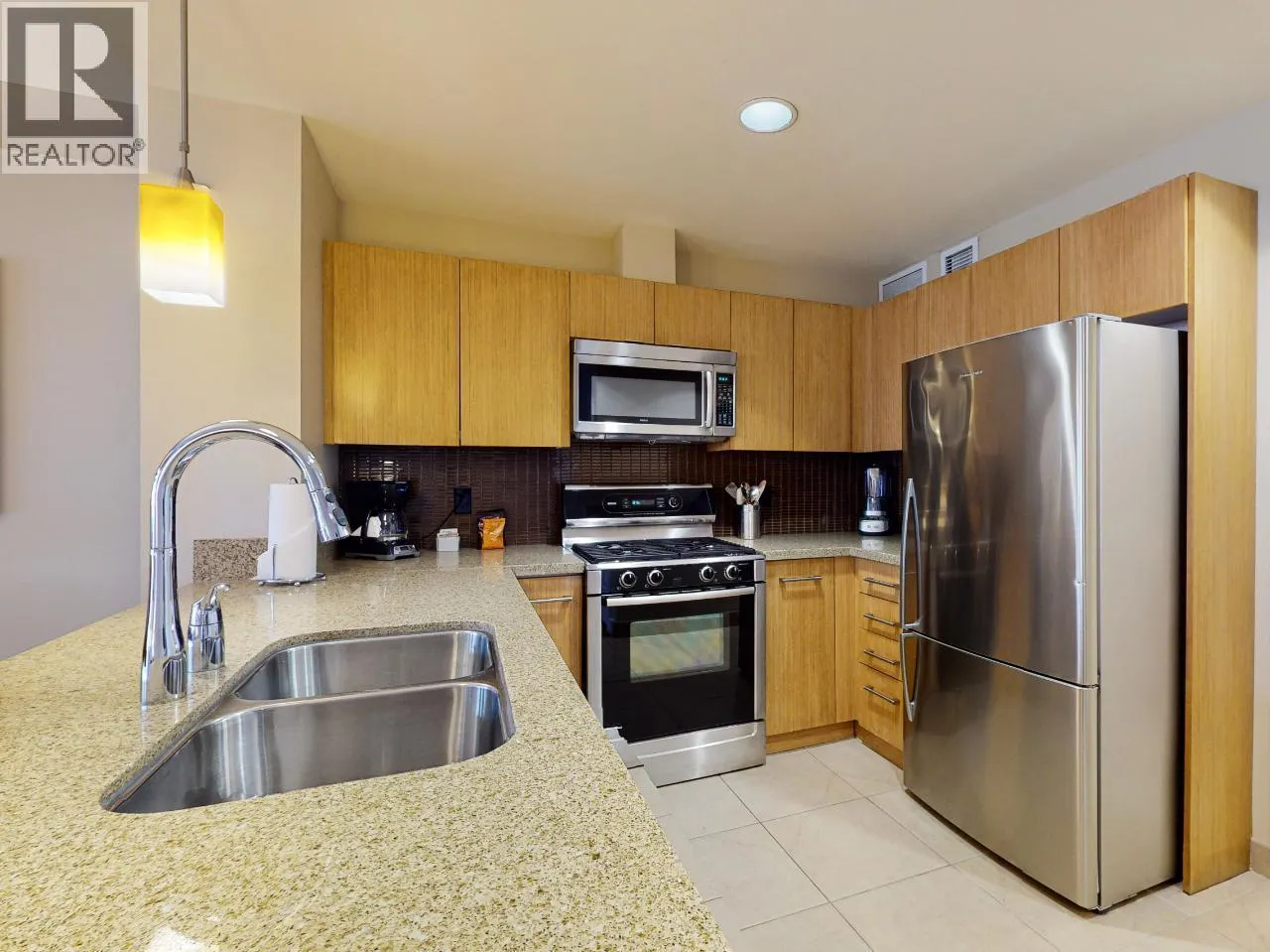 15 PARK Place Unit# 14