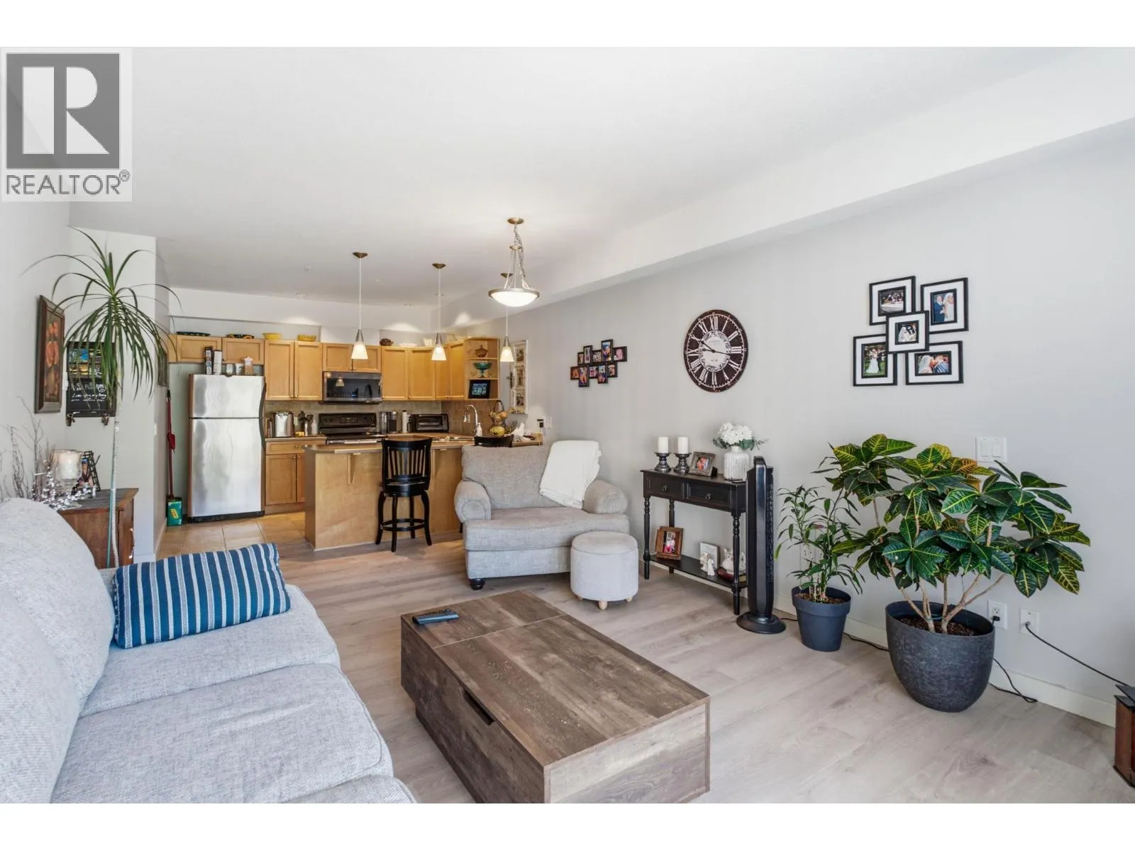 2120 Shannon Ridge Drive Unit# 214