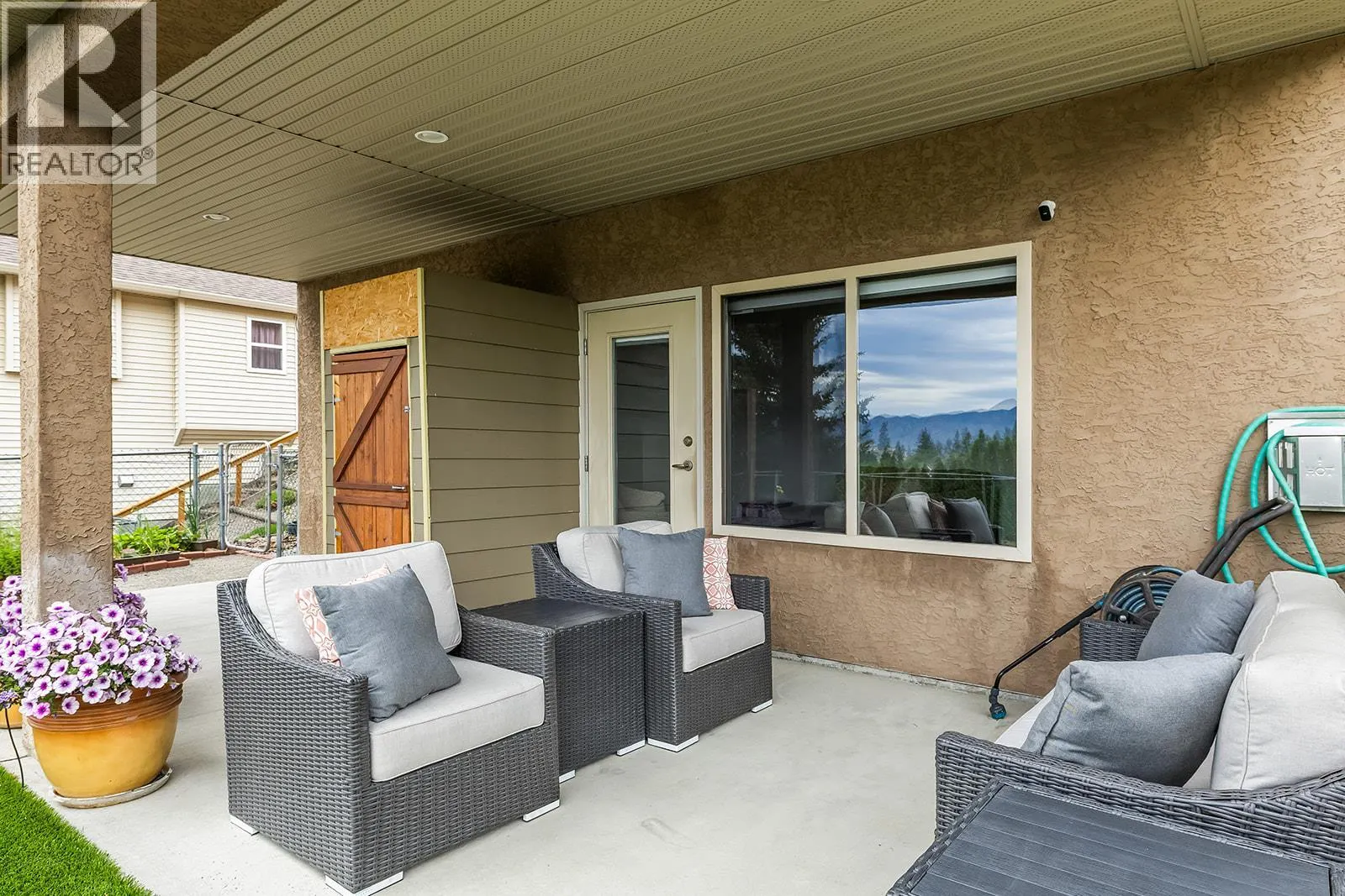 3069 Bridlehill Drive