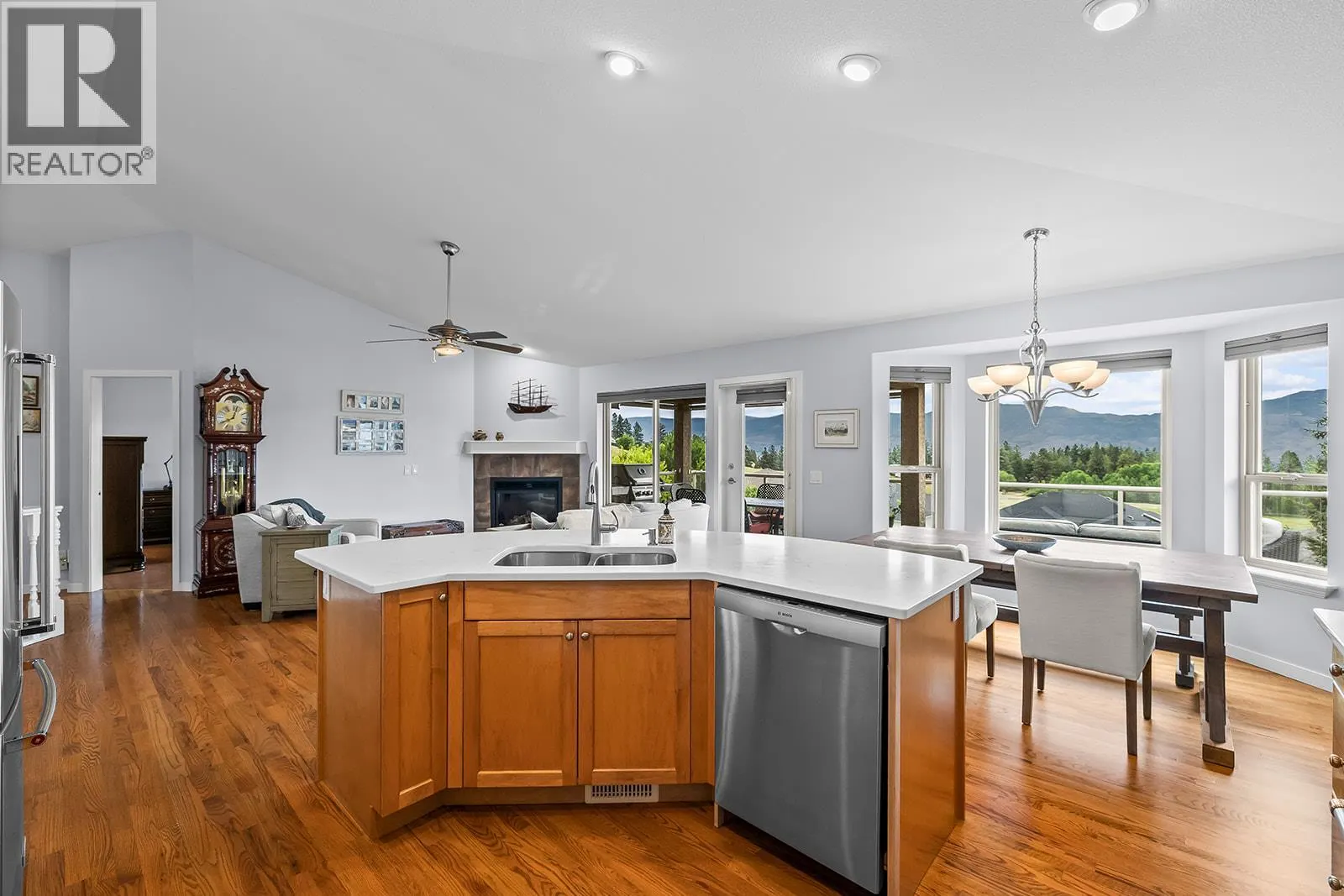3069 Bridlehill Drive