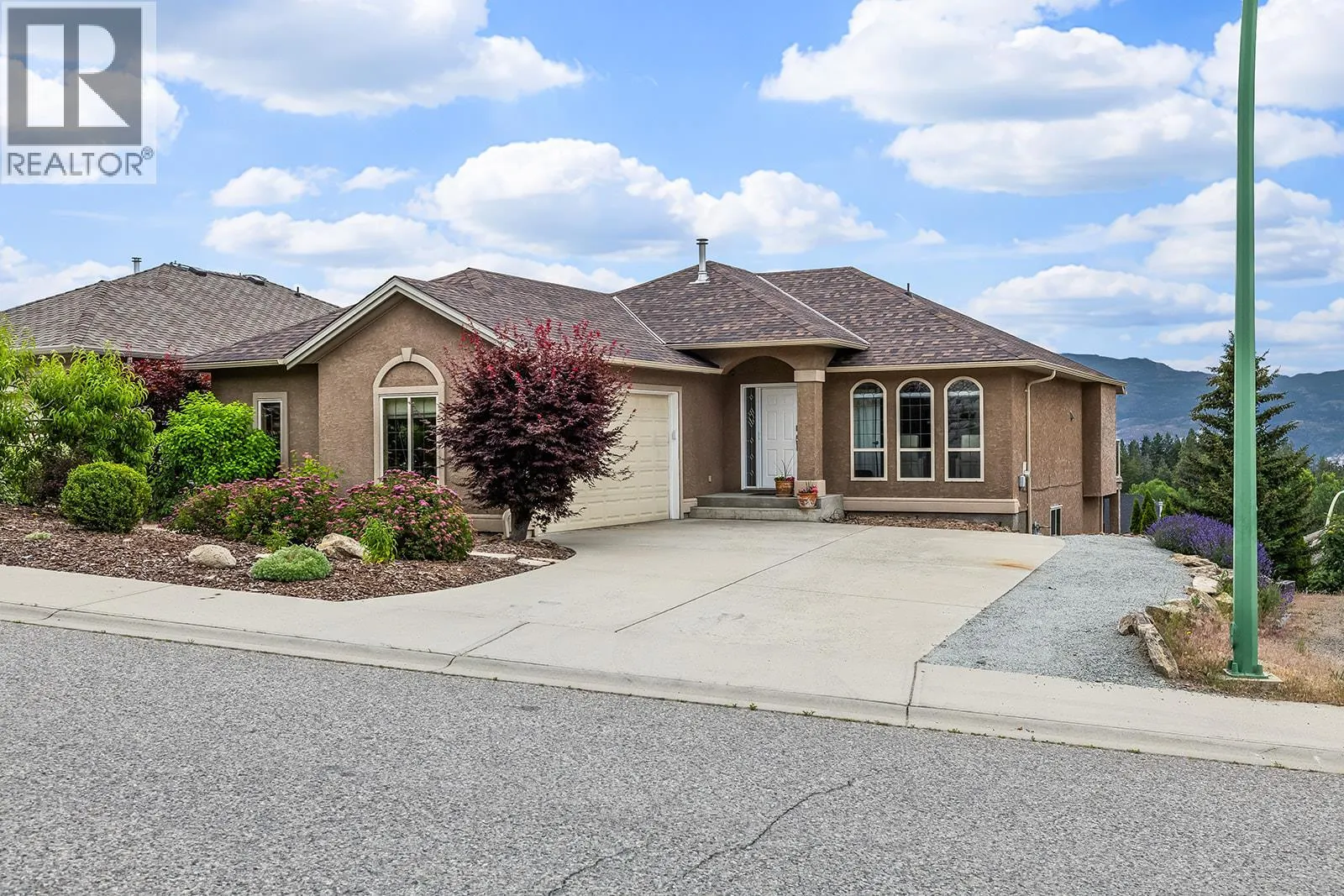3069 Bridlehill Drive