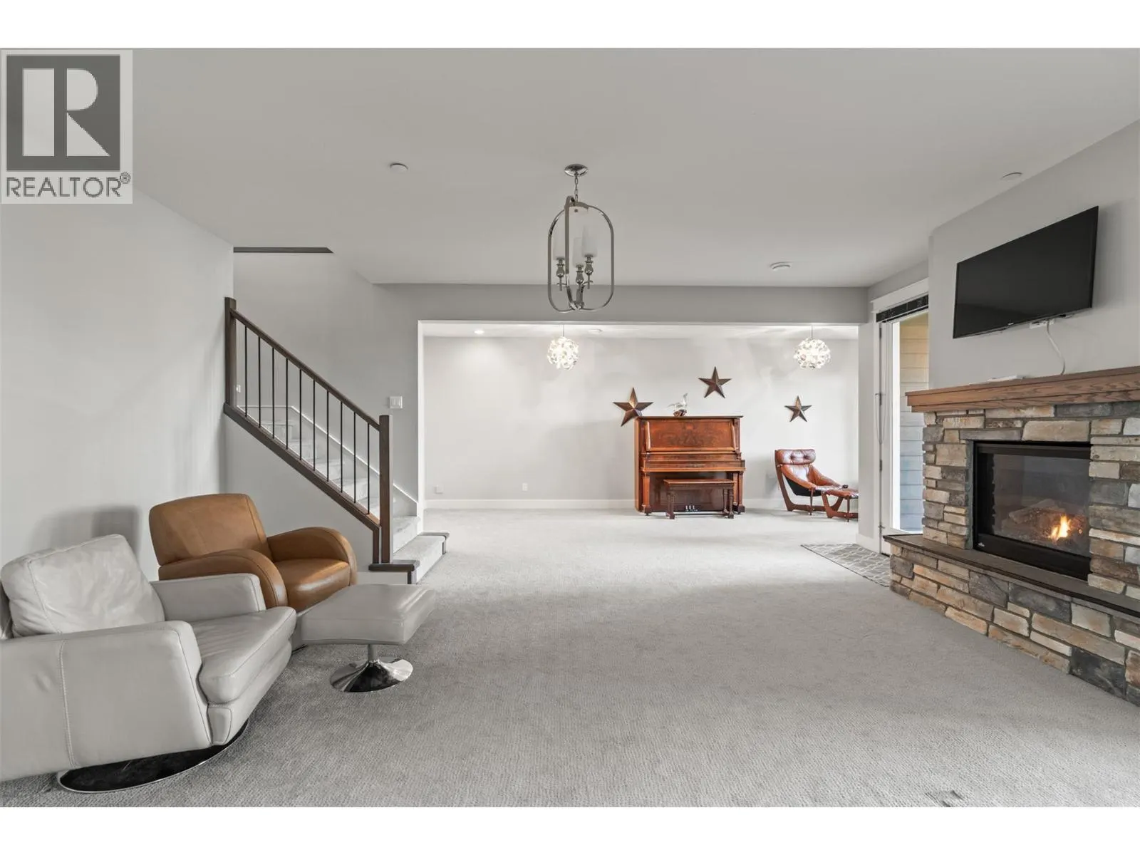 246 Dormie Place