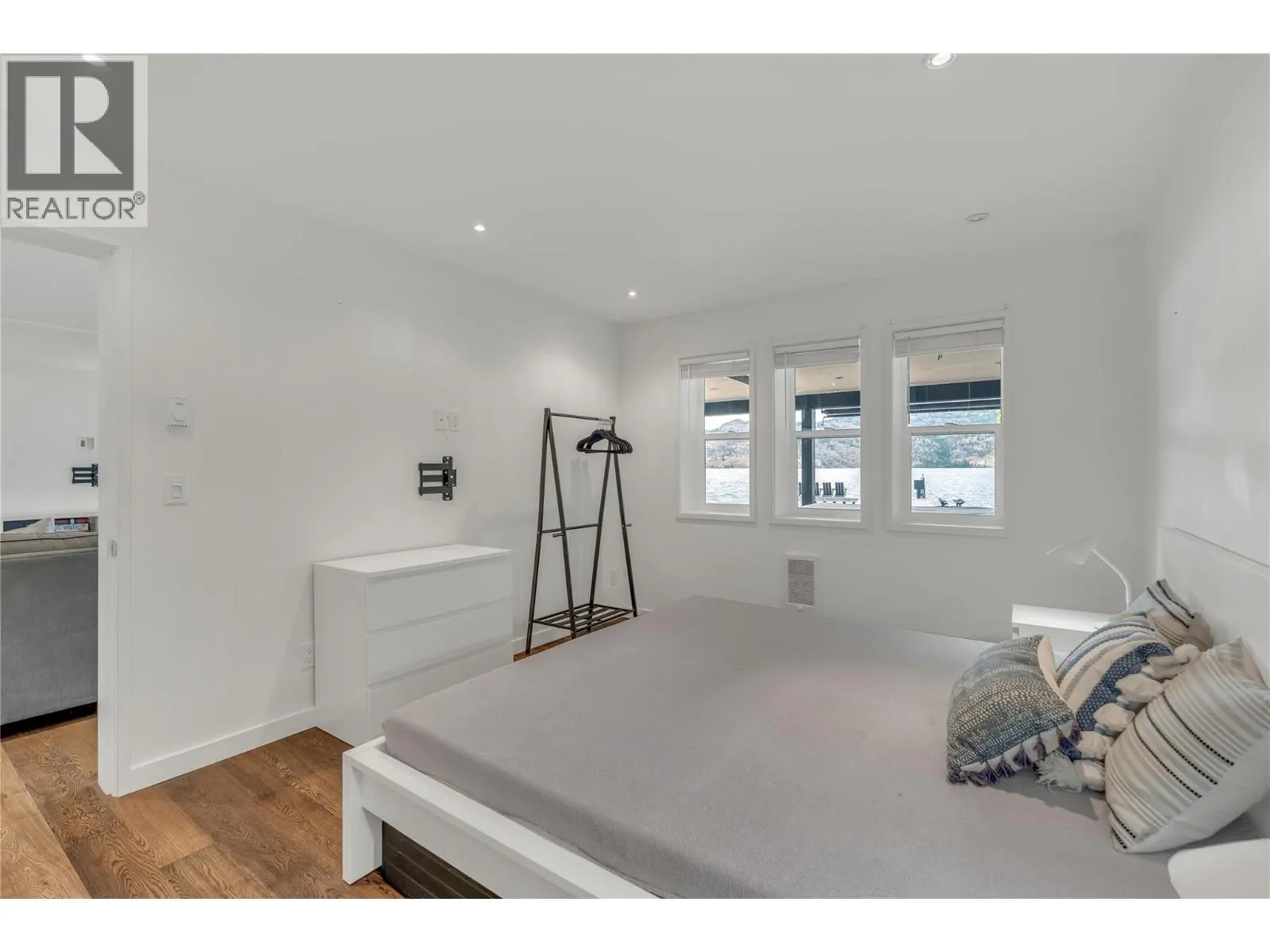 506 North Beach Road Unit# 1