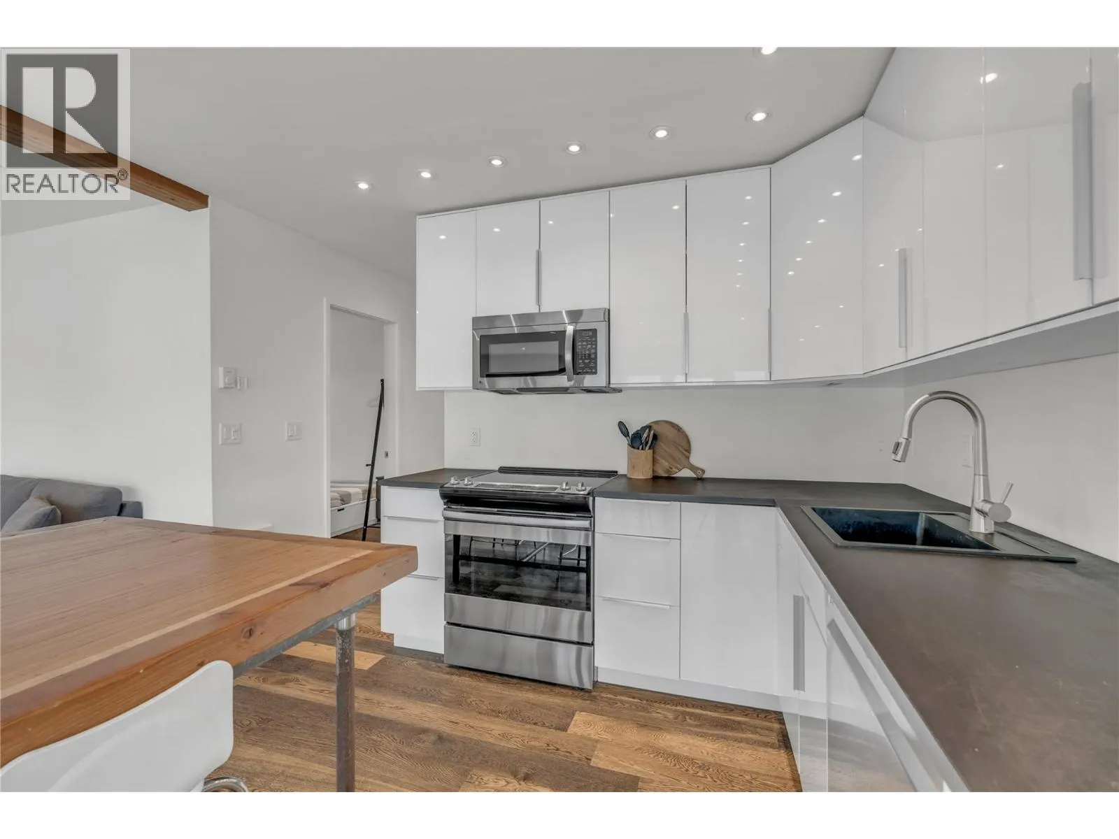 506 North Beach Road Unit# 1