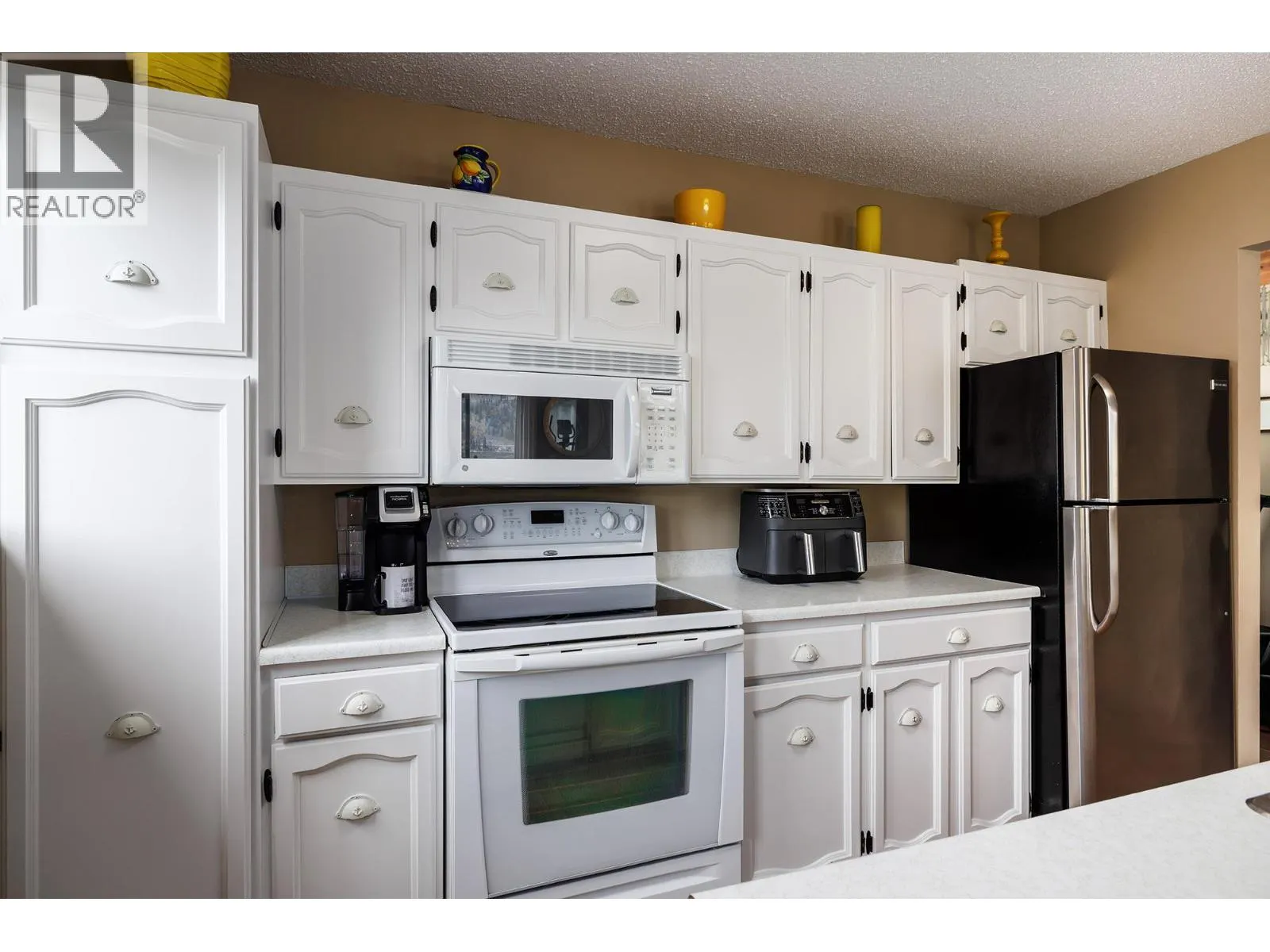 8291 Okanagan Landing Road