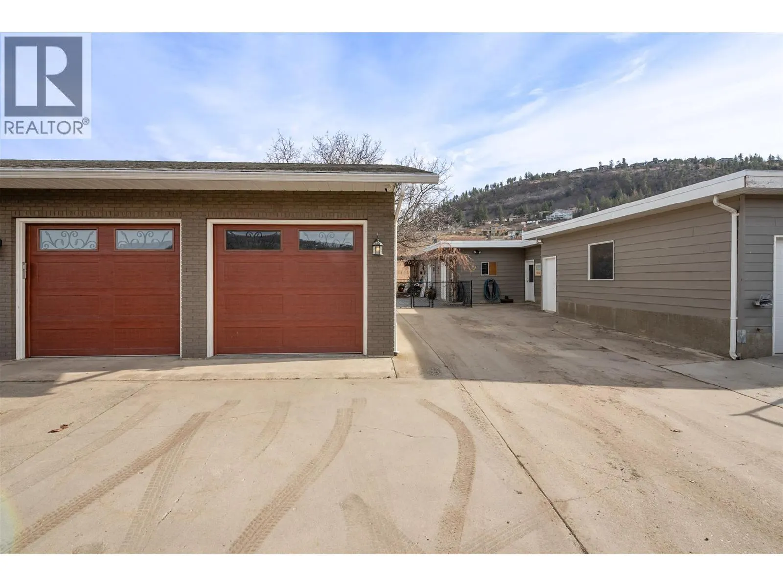 371 Valley Road Unit# 1-3