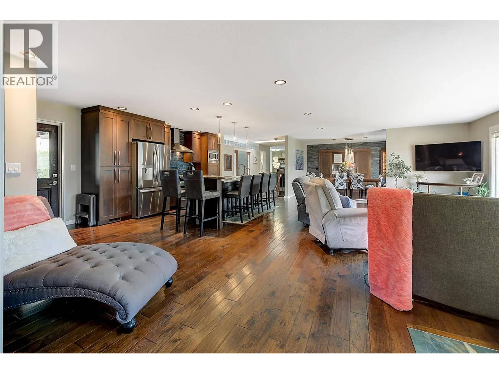 371 Valley Road Unit# 1-3