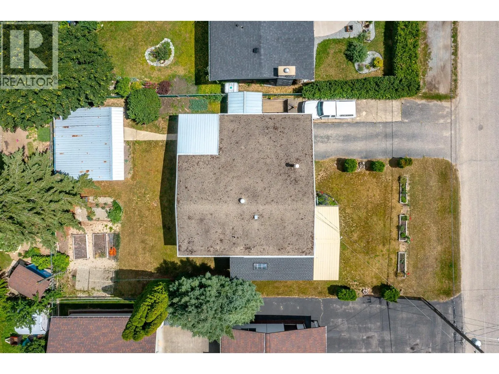 211 Larsen Avenue