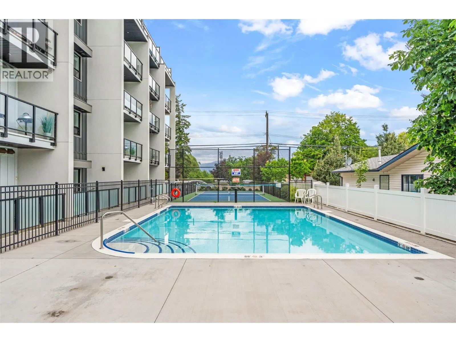 2555 Lakeshore Road Unit# 303