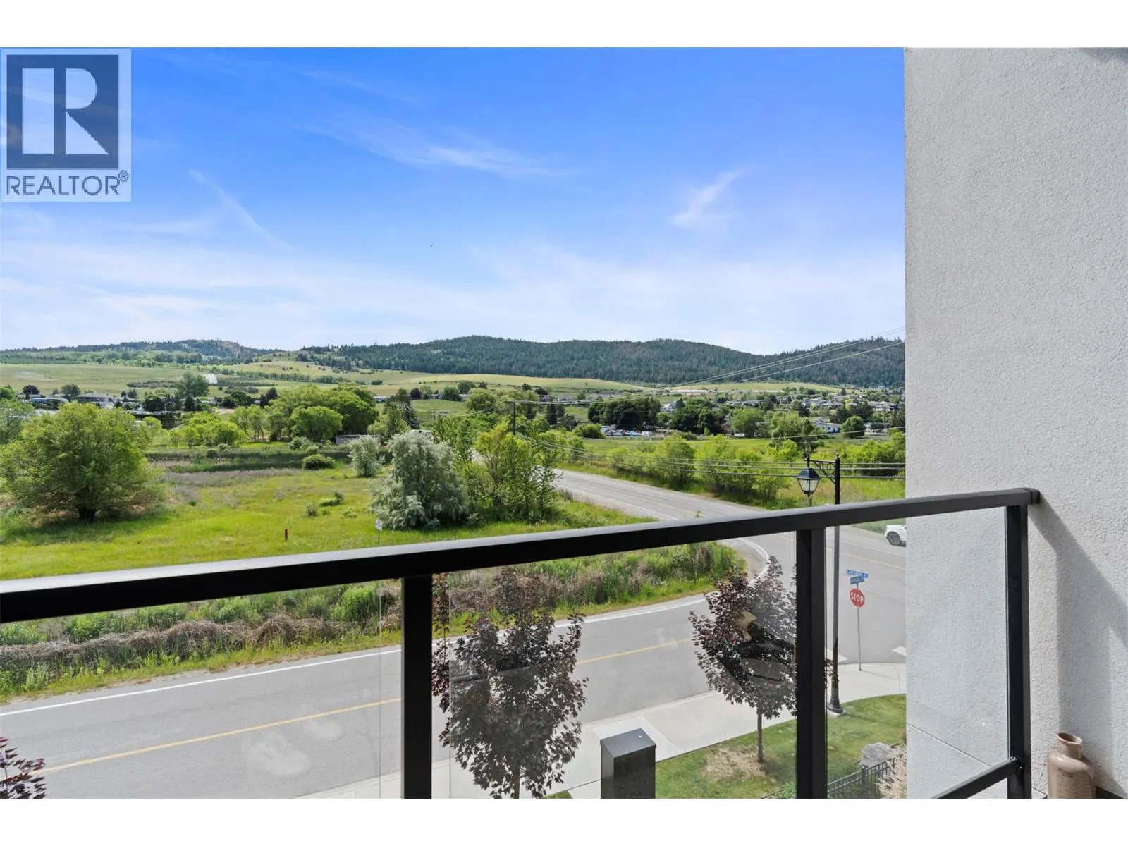 2555 Lakeshore Road Unit# 303