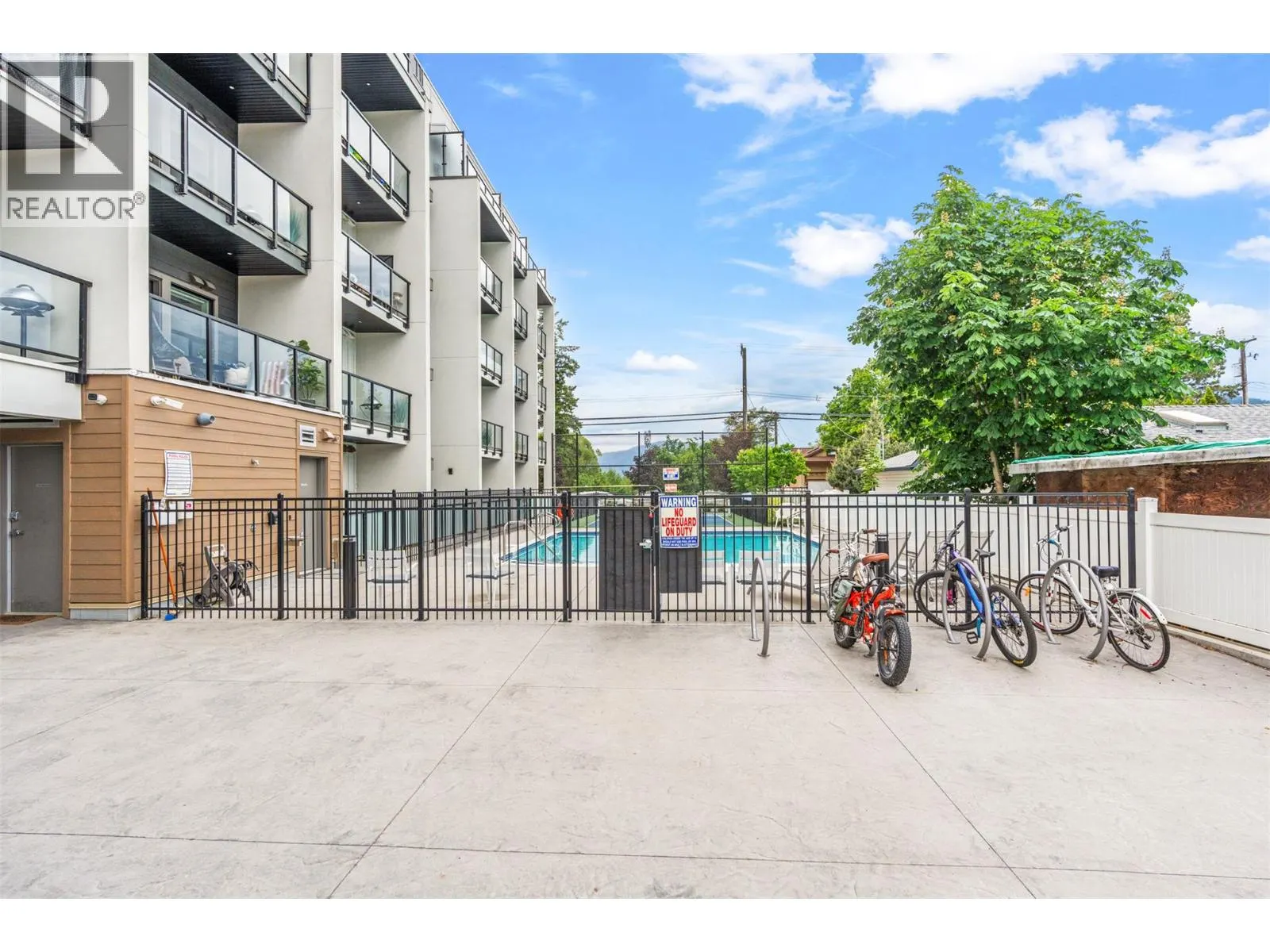 2555 Lakeshore Road Unit# 303