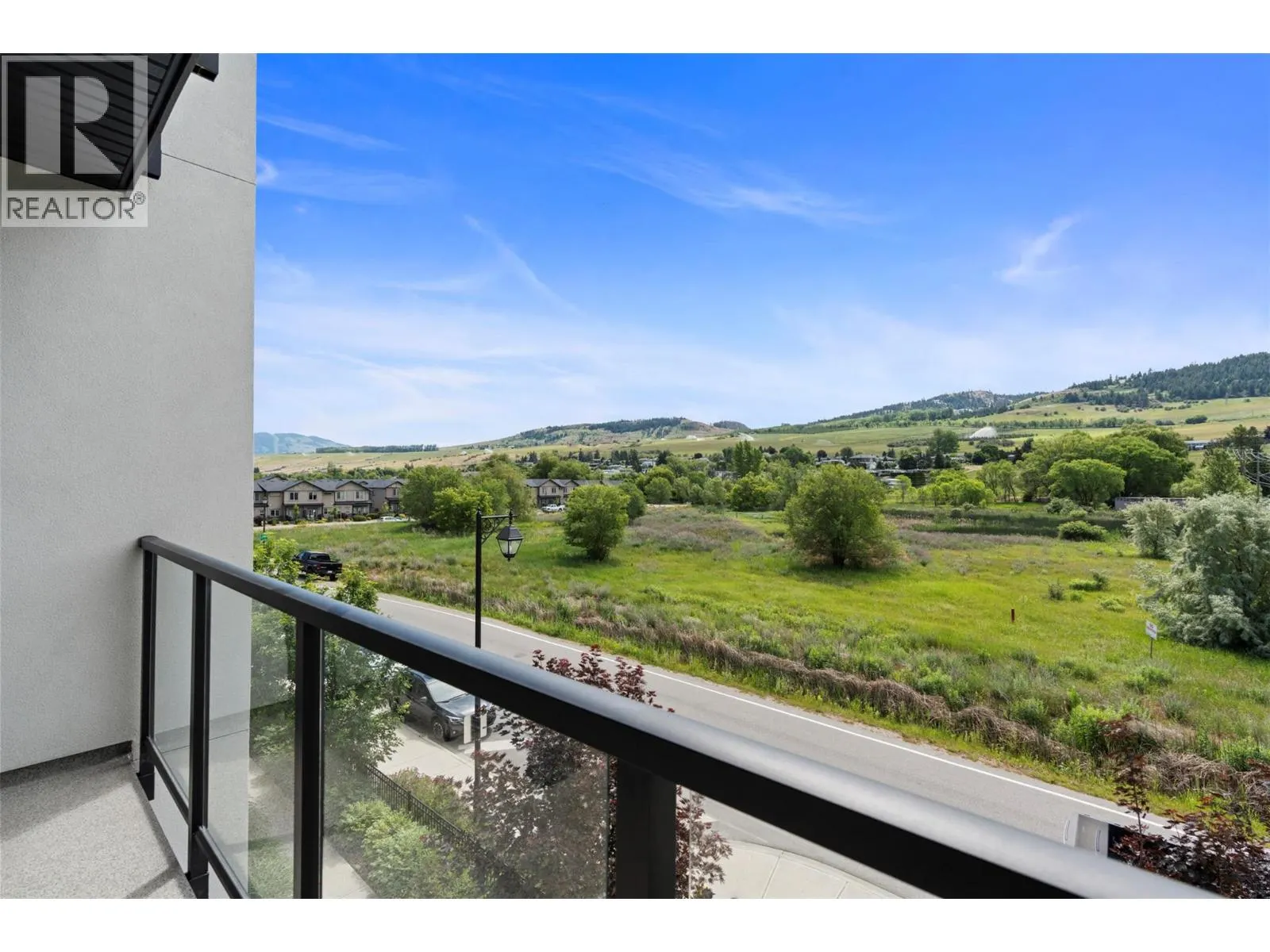 2555 Lakeshore Road Unit# 303