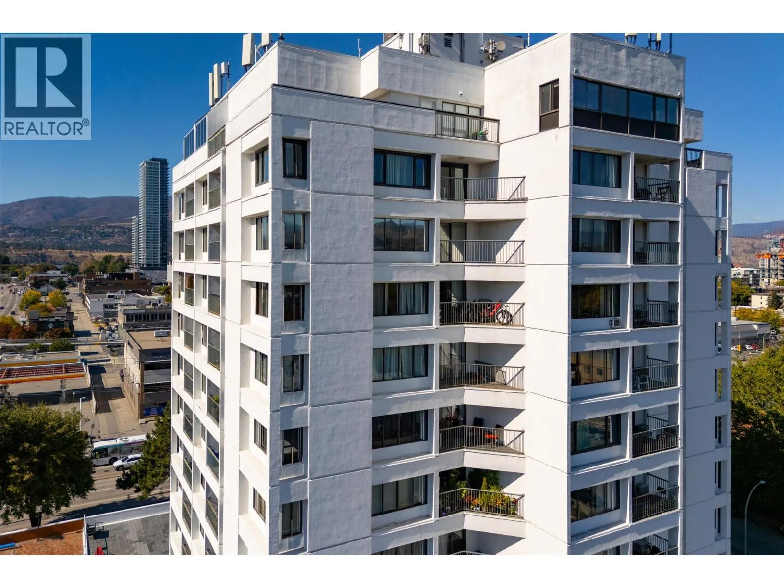 737 Leon Avenue Unit# 807