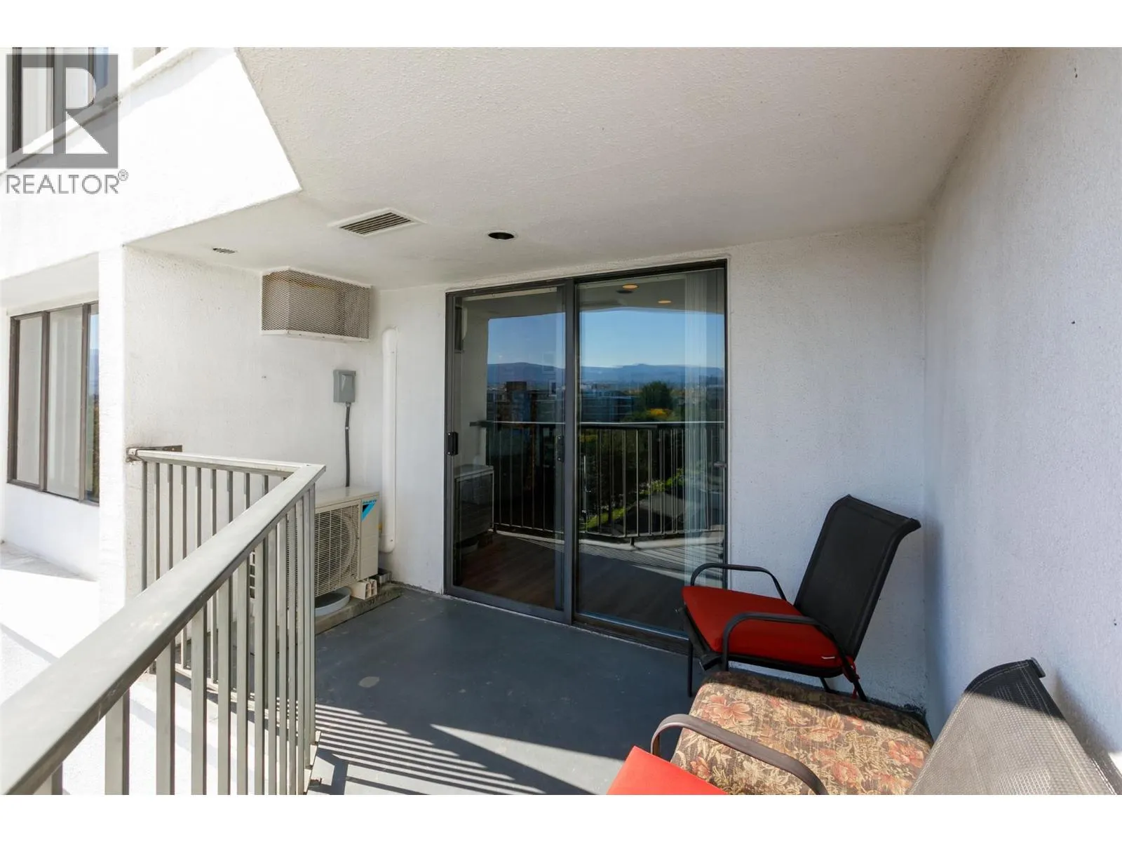 737 Leon Avenue Unit# 807