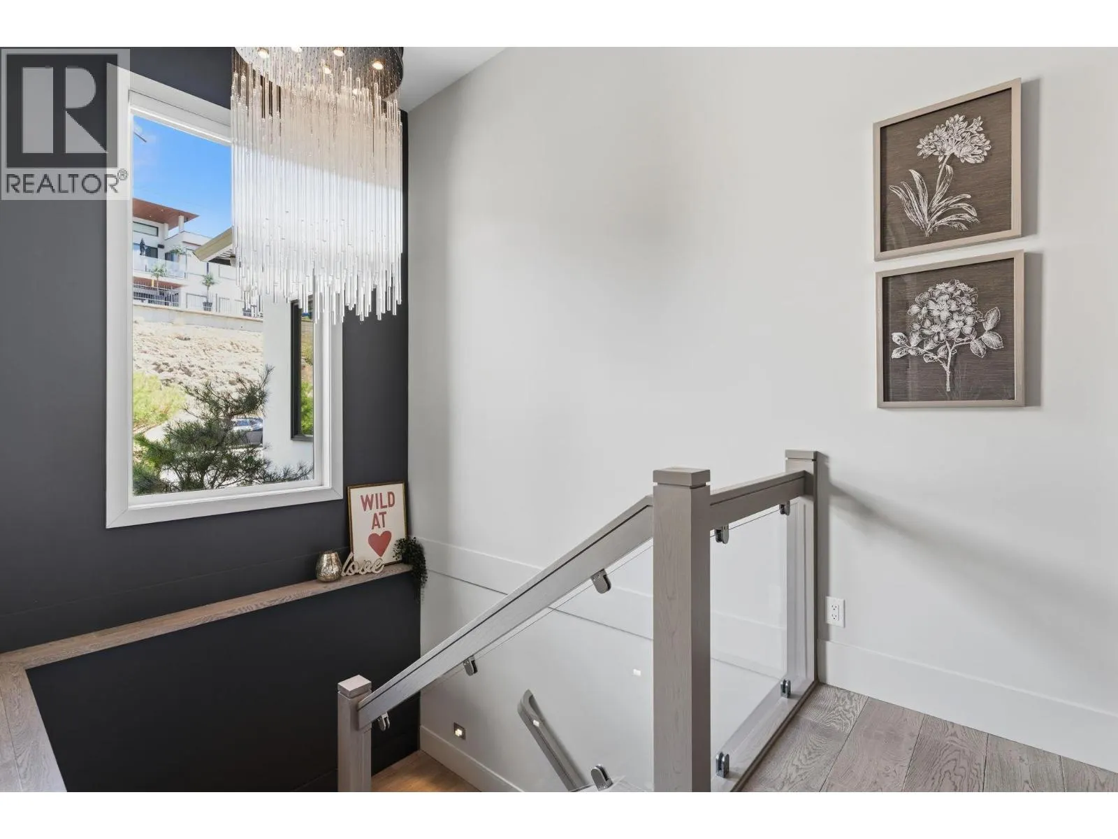 3350 Vineyard View Drive