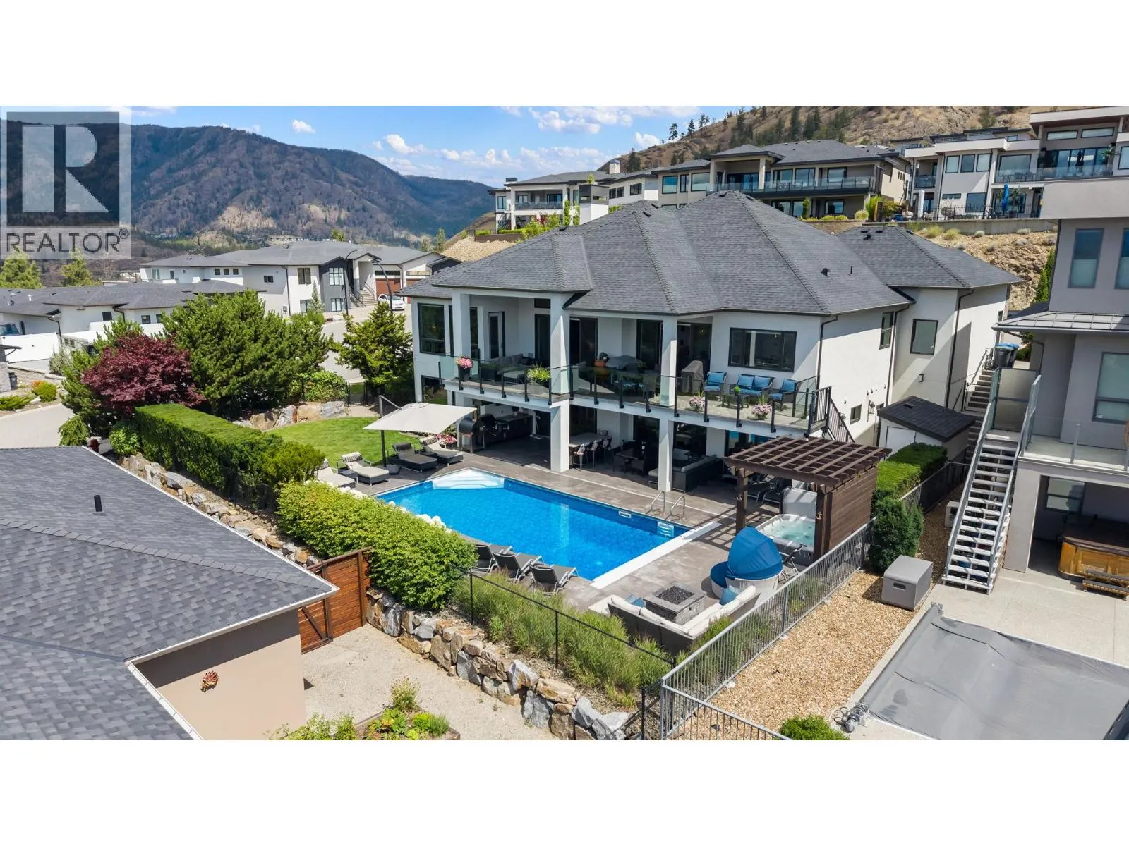 3350 Vineyard View Drive