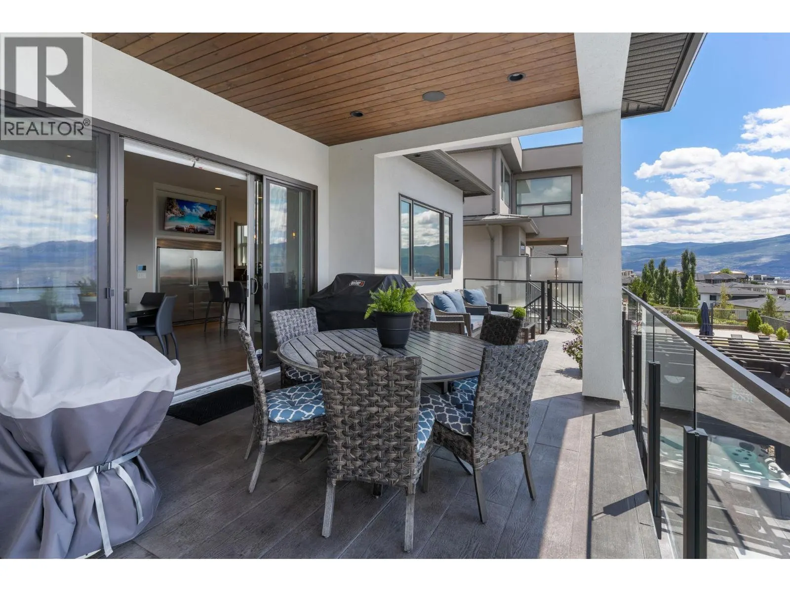 3350 Vineyard View Drive