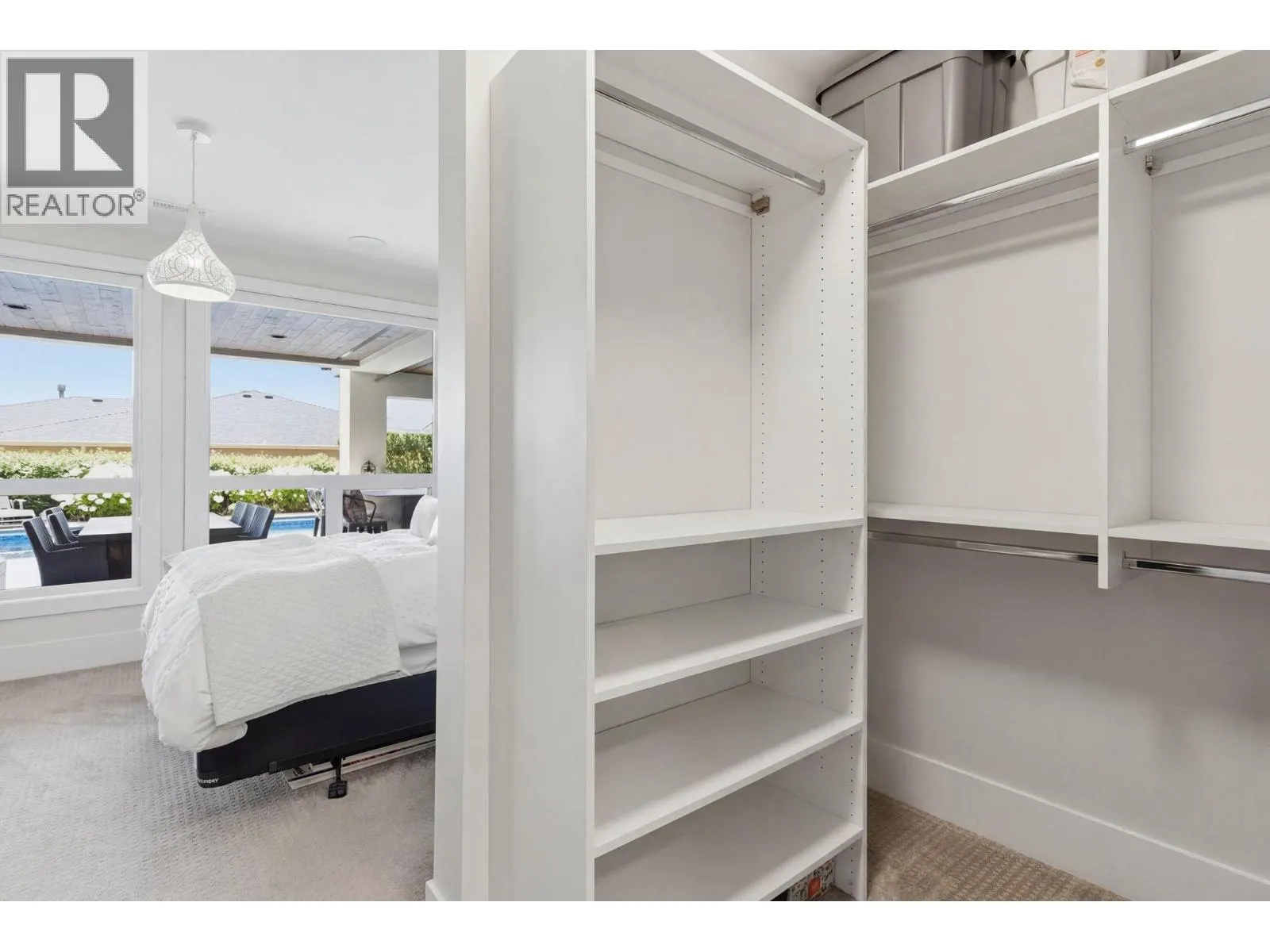 3350 Vineyard View Drive