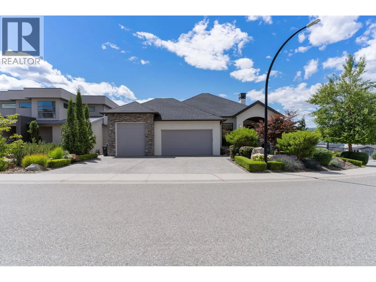 3350 Vineyard View Drive
