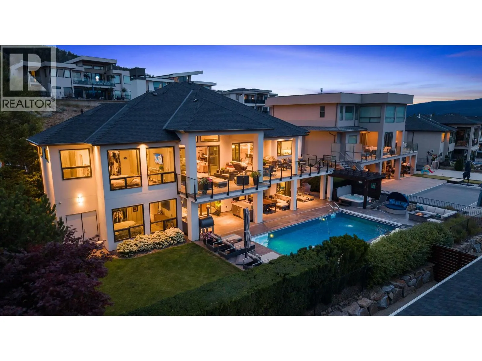 3350 Vineyard View Drive