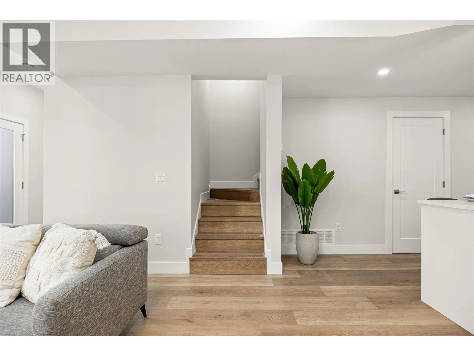 943 Fuller Avenue Unit# 1