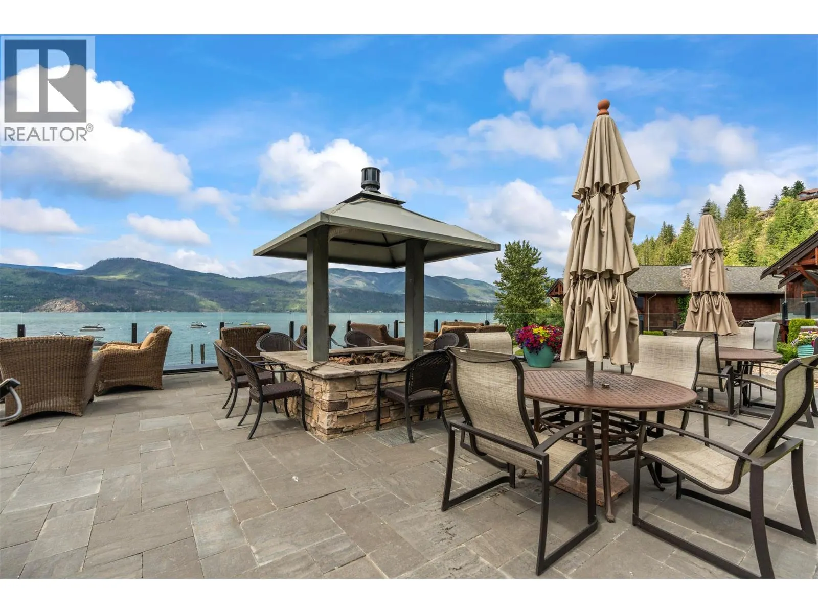 2479 Eagle Bay Road Unit# 16