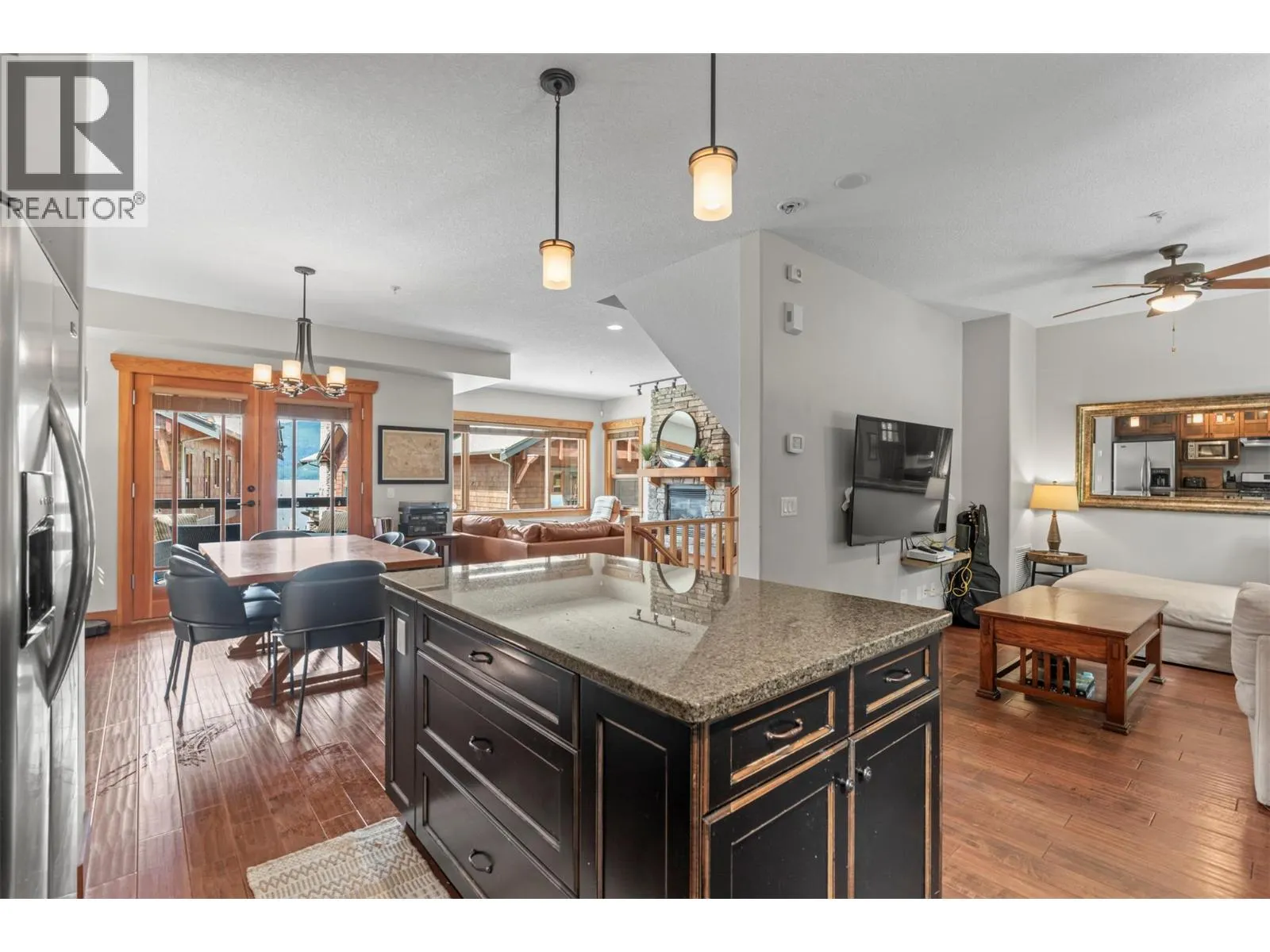 2479 Eagle Bay Road Unit# 16