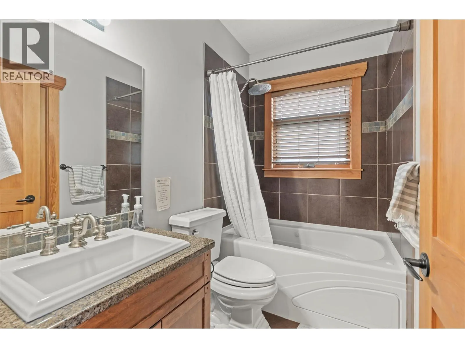 2479 Eagle Bay Road Unit# 16